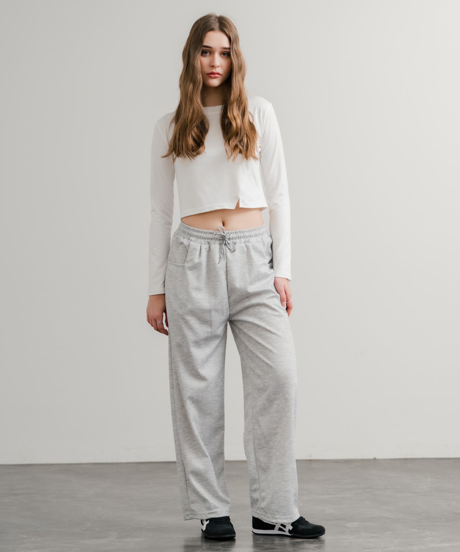 ロッキーモンロー Rocky Monroe スウェットパンツ イージー ワイド ルーズシルエット レディース ストレート 無地 ウエストゴム シンプル 韓国 Y2K スポーティー 部屋着 14918 （ホワイト） ホワイト