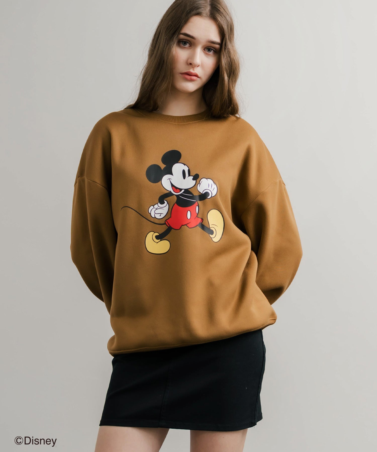 ロッキーモンロー Rocky Monroe DISNEY ディズニー ミッキーマウス スウェット トレーナー レディース メンズ 裏起毛 プリント キャラクター オーバーサイズ リラックス 14939 （B.キャメル） B.キャメル