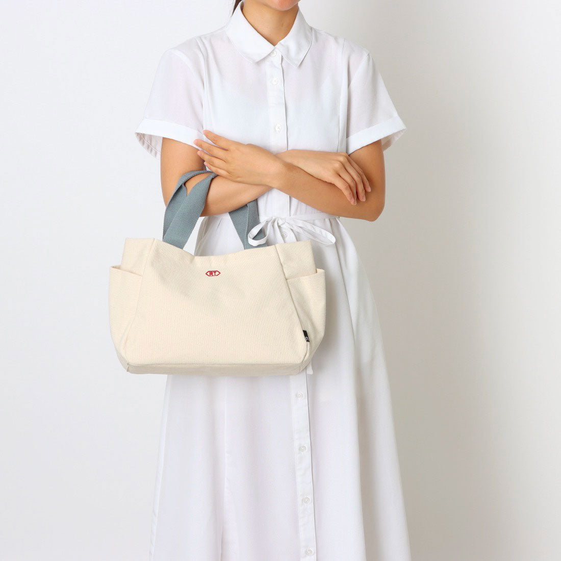 ルートート ROOTOTE トートバッグ レディース 動く仕切り付き 小さめ 裏ラミネート加工 SN.デリ.パルーティ.キャンバス-A 3671 （01 ブラック） 01 ブラック