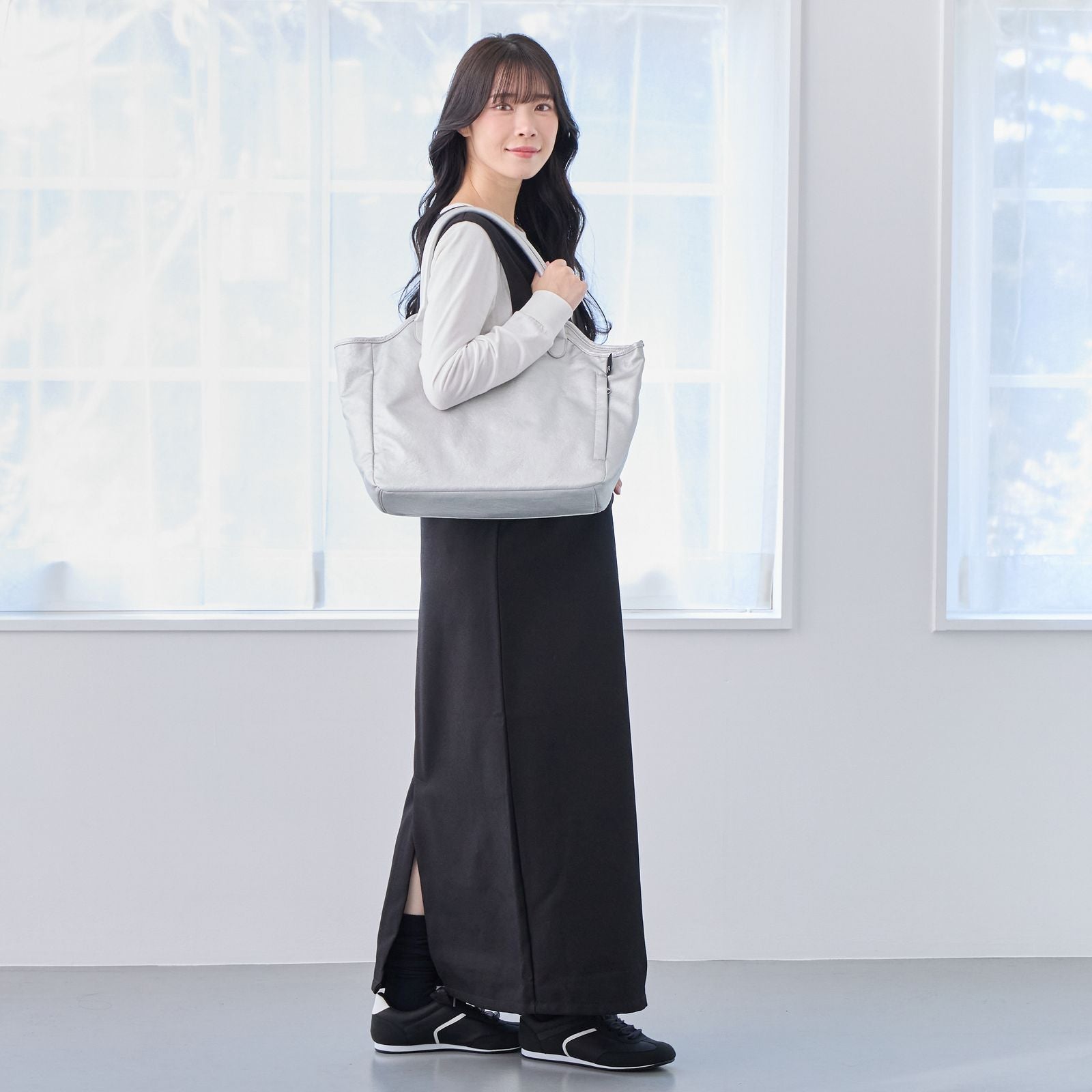 ルートート ROOTOTE トートバッグ レディース A4 ヨコ型 肩掛け 合成皮革 SC ハビチェル シームリー-A 3638 （03 シルバー） 03 シルバー