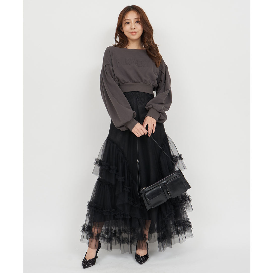 ロイヤルパーティー ROYAL PARTY エンボスロゴスウェット （グレー） グレー