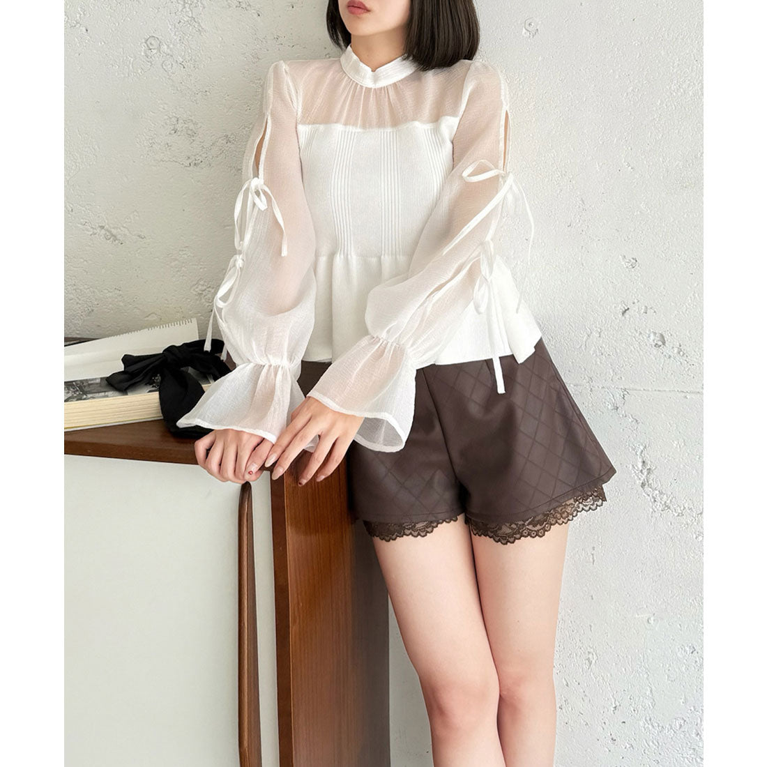 ロイヤルパーティー ROYAL PARTY シアースリーブニットドッキングペプラムトップス （オフホワイト） オフホワイト