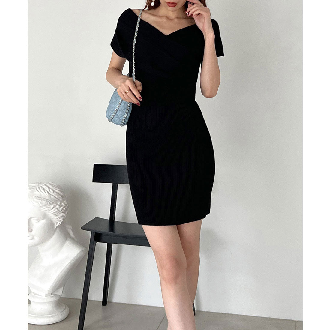Royal Party Royal Party Tuck Cache-Coeur Tight Knit Mini Dress