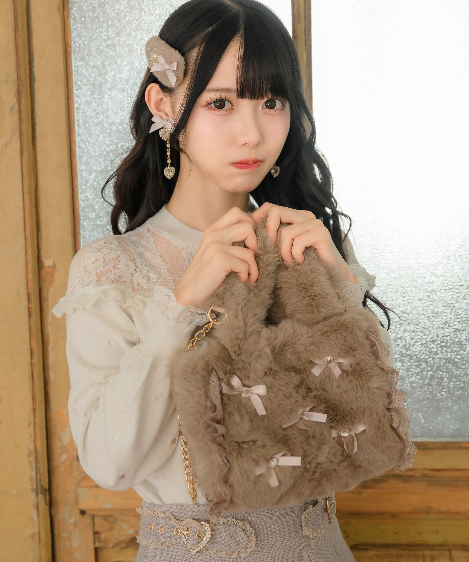 ロジータ ROJITA リボン付ふわふわファーバック （ベージュ） ベージュ