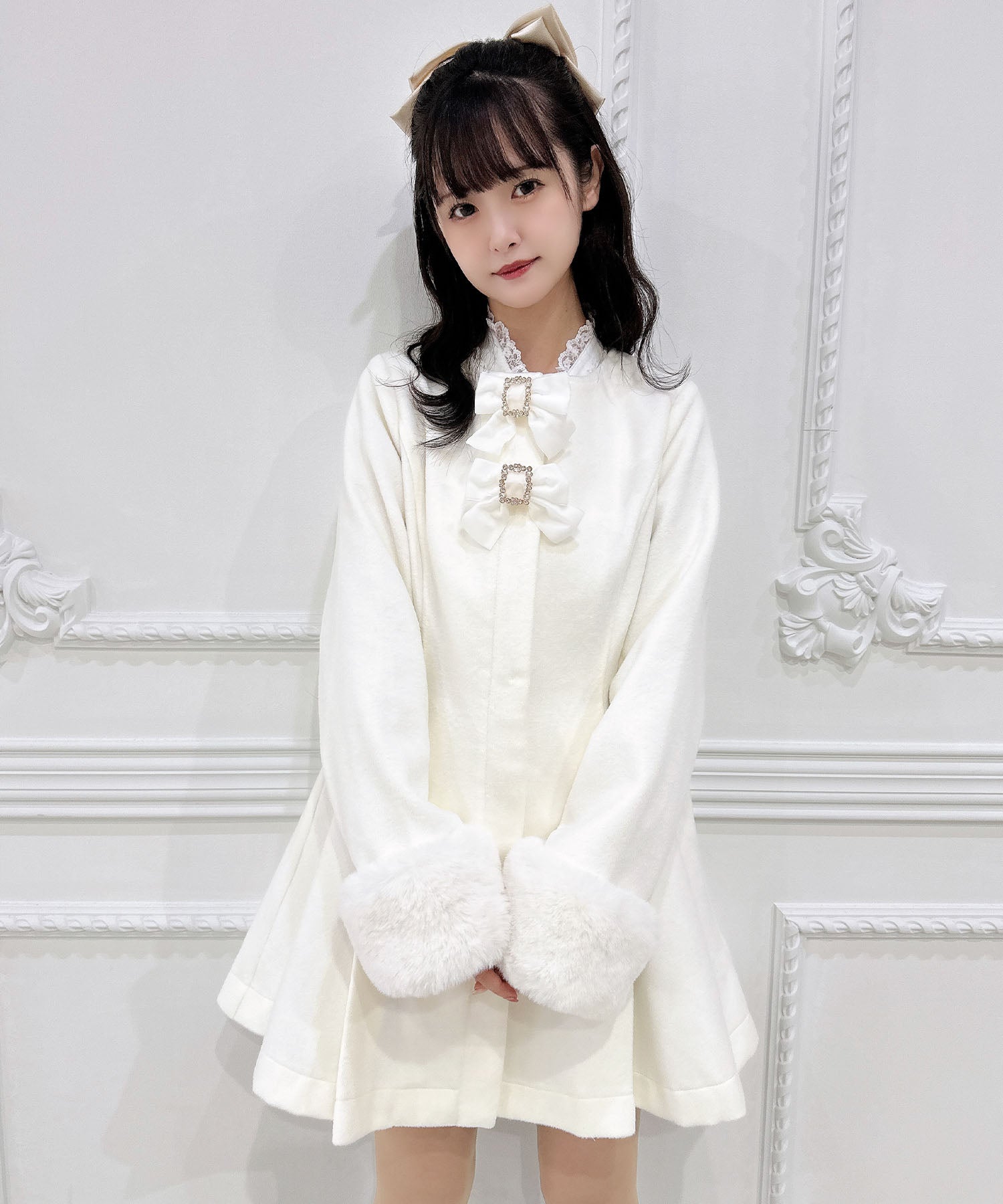 ロジータ ROJITA ファーティペット付きトリプルリボンコート