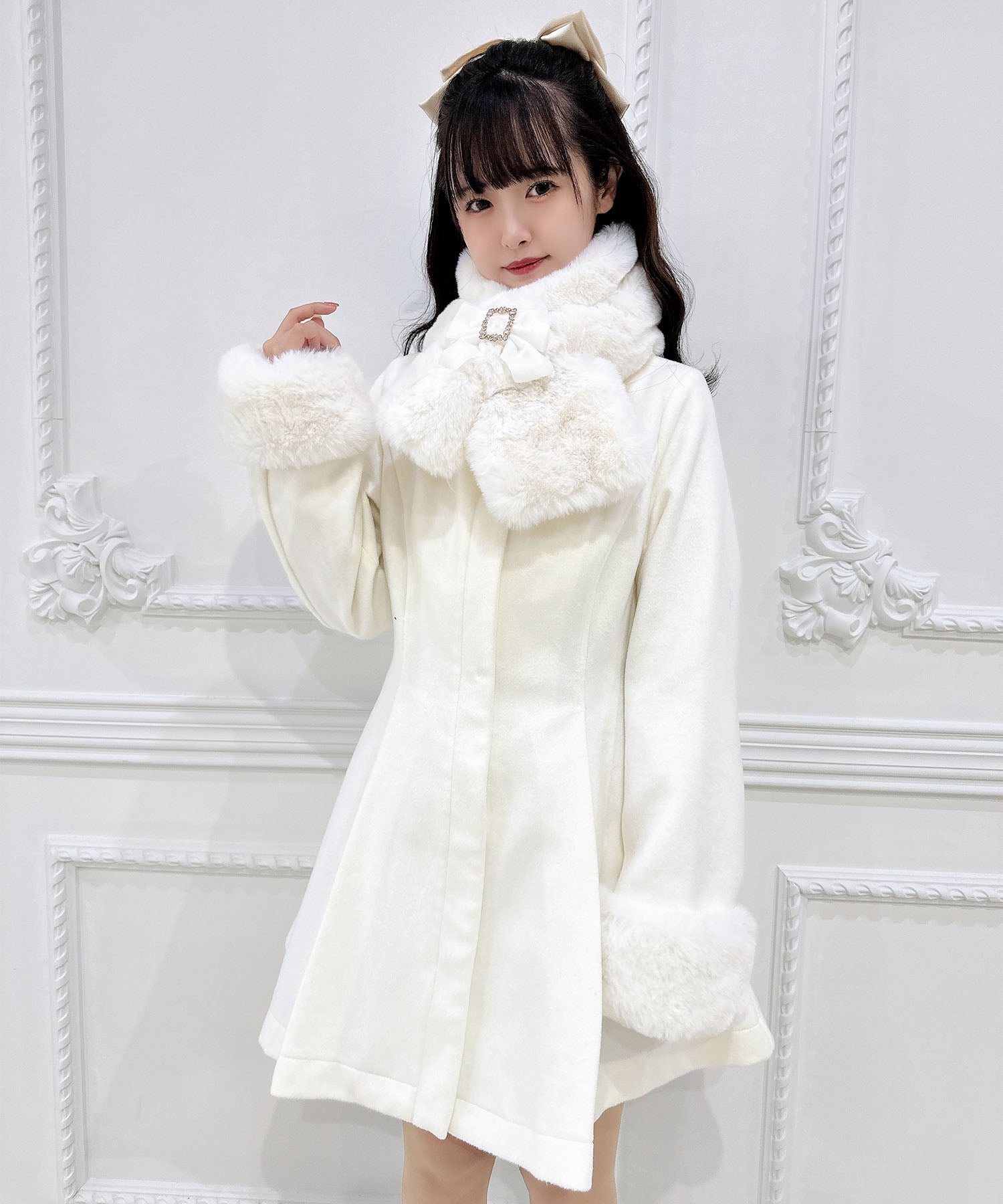 ロジータ ROJITA ファーティペット付きトリプルリボンコート