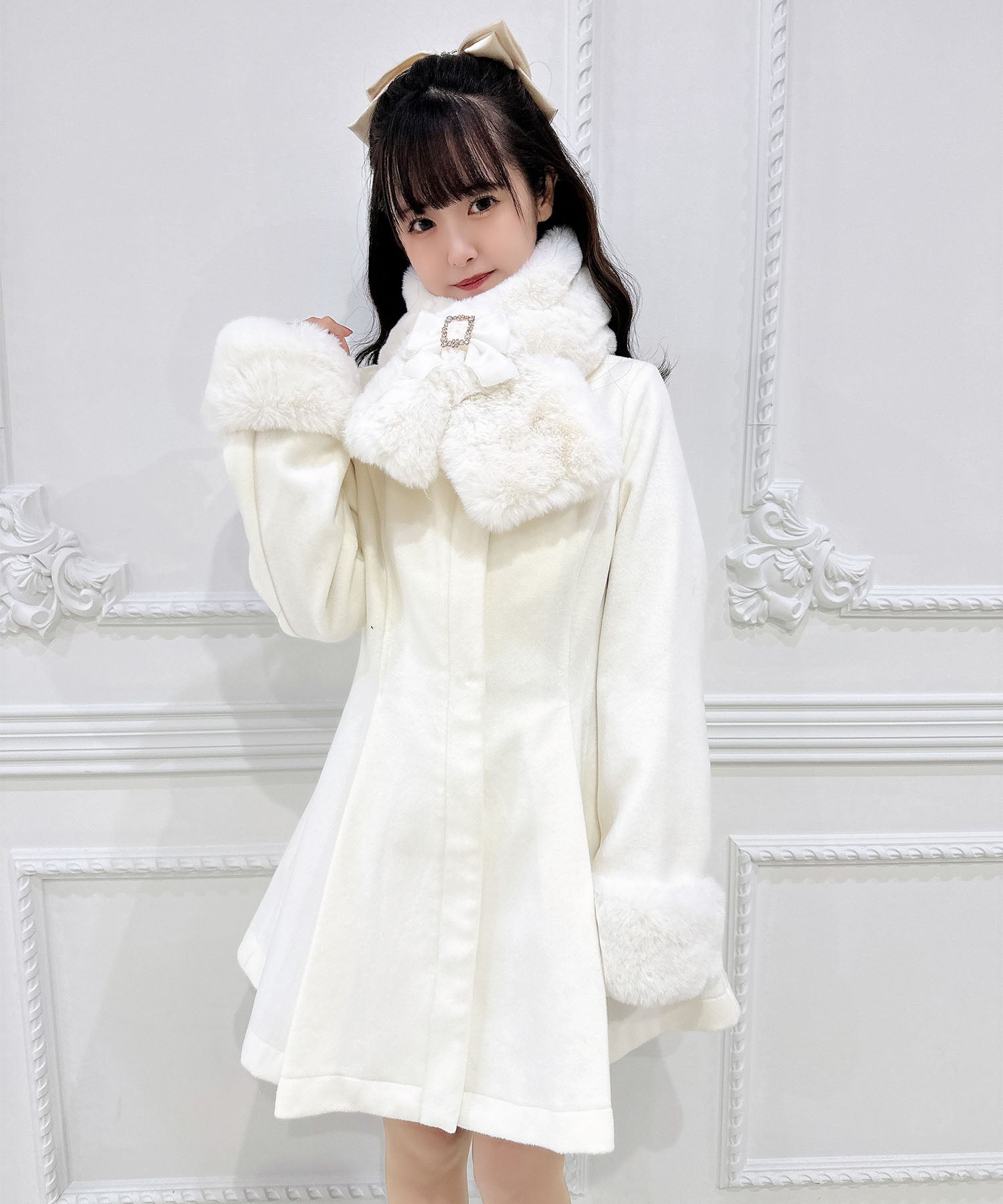 ロジータ ROJITA ファーティペット付きトリプルリボンコート