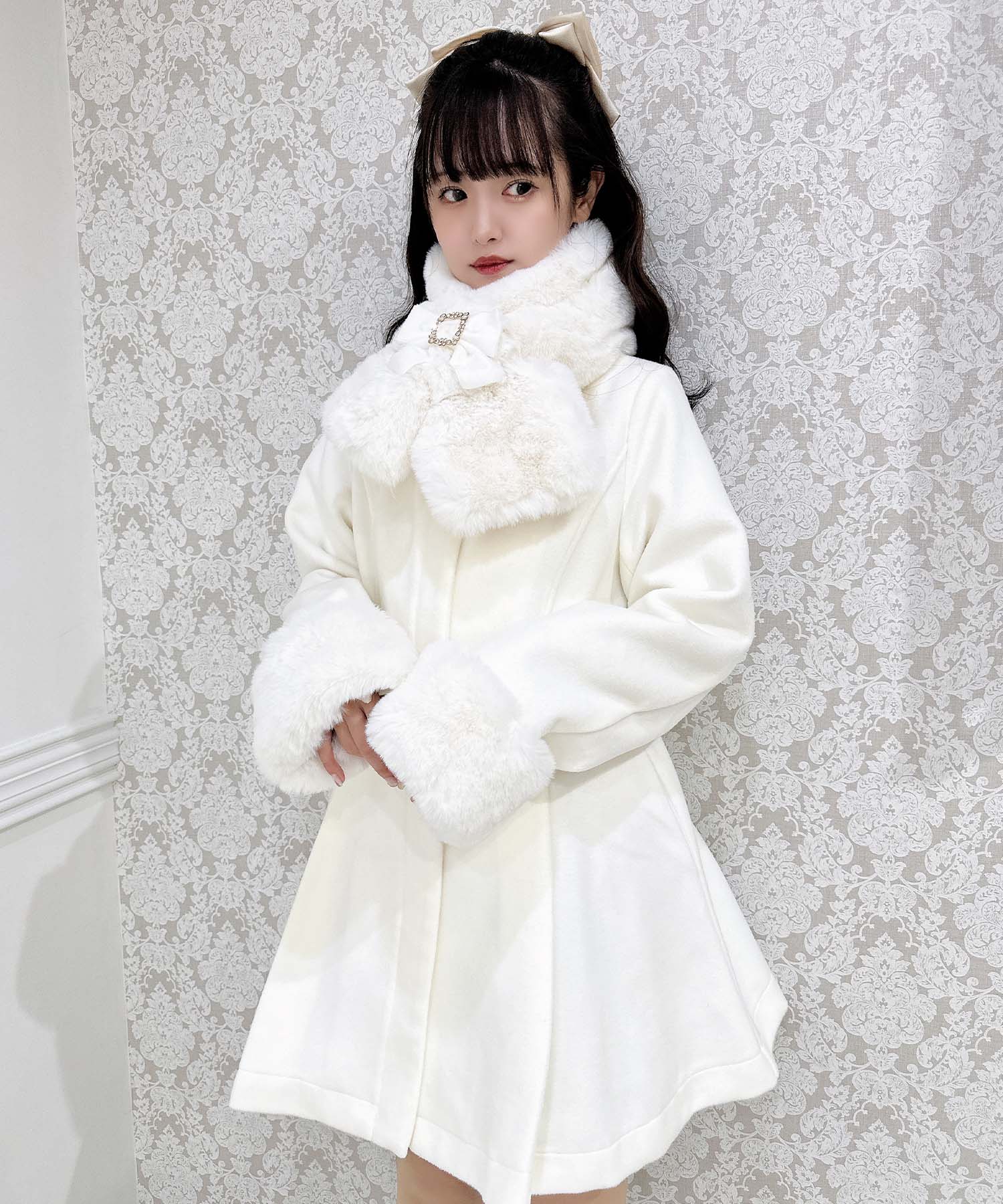 ロジータ ROJITA ファーティペット付きトリプルリボンコート