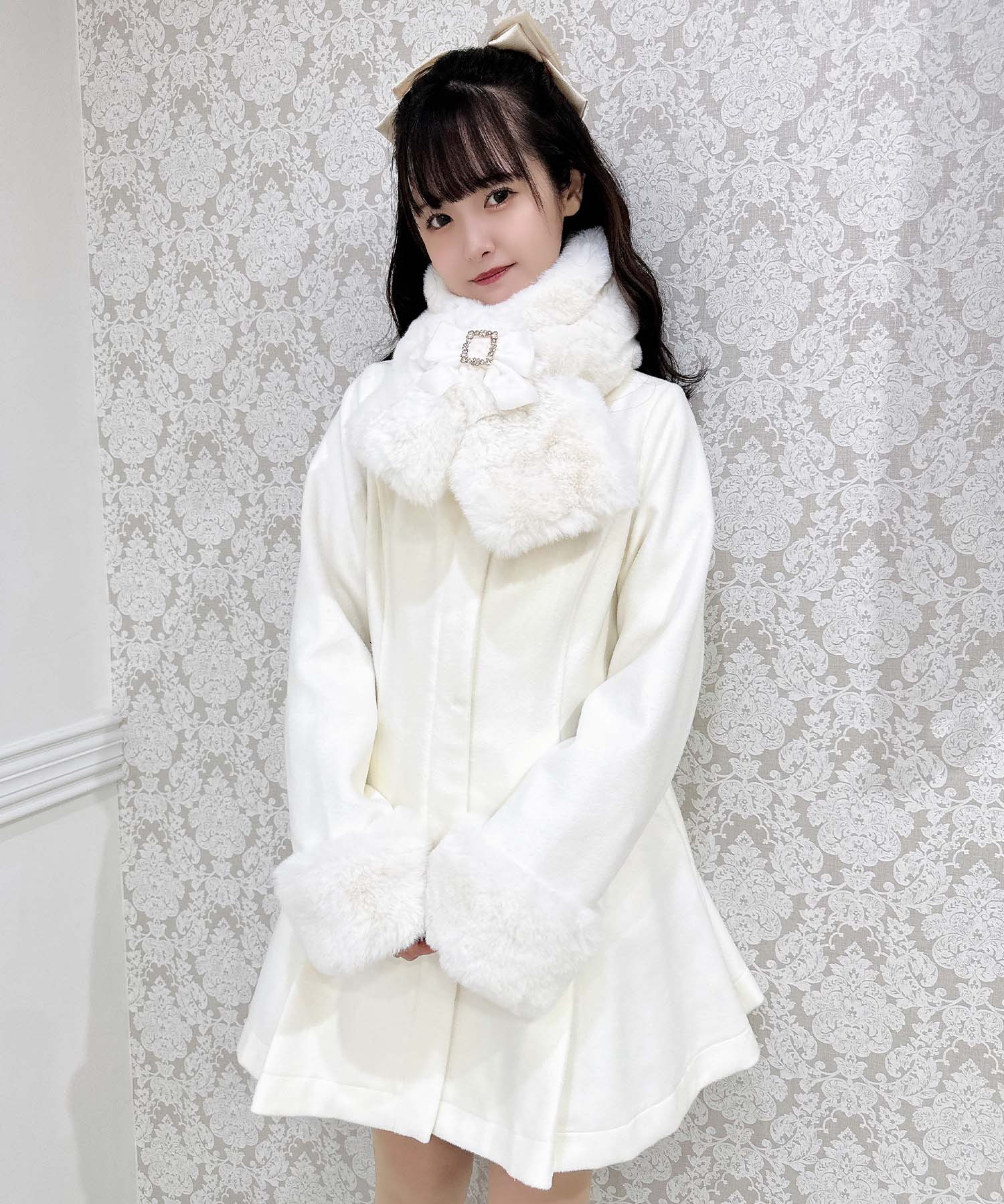 ロジータ ROJITA ファーティペット付きトリプルリボンコート