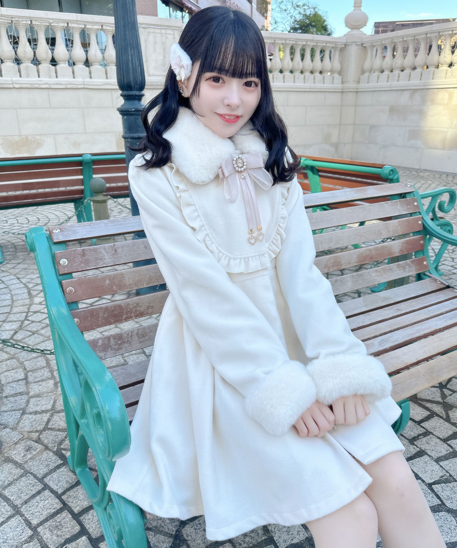 ロジータ ROJITA ブローチ付ドーリーコート （ホワイト） ホワイト