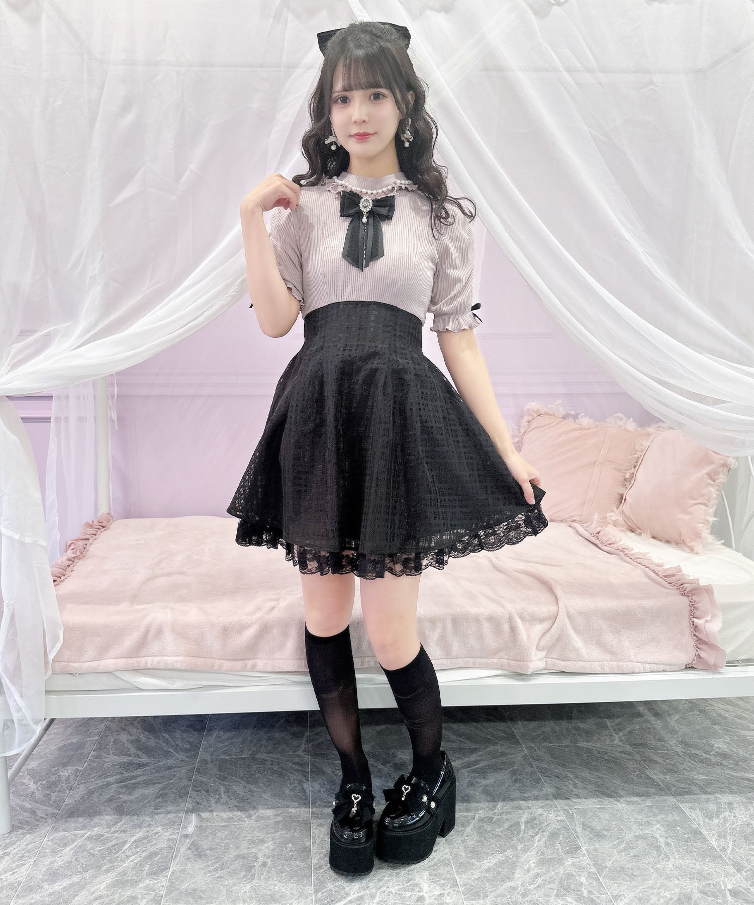 ロジータ ROJITA 異素材ドッキングデコルテ開きワンピース （ピンク） ピンク