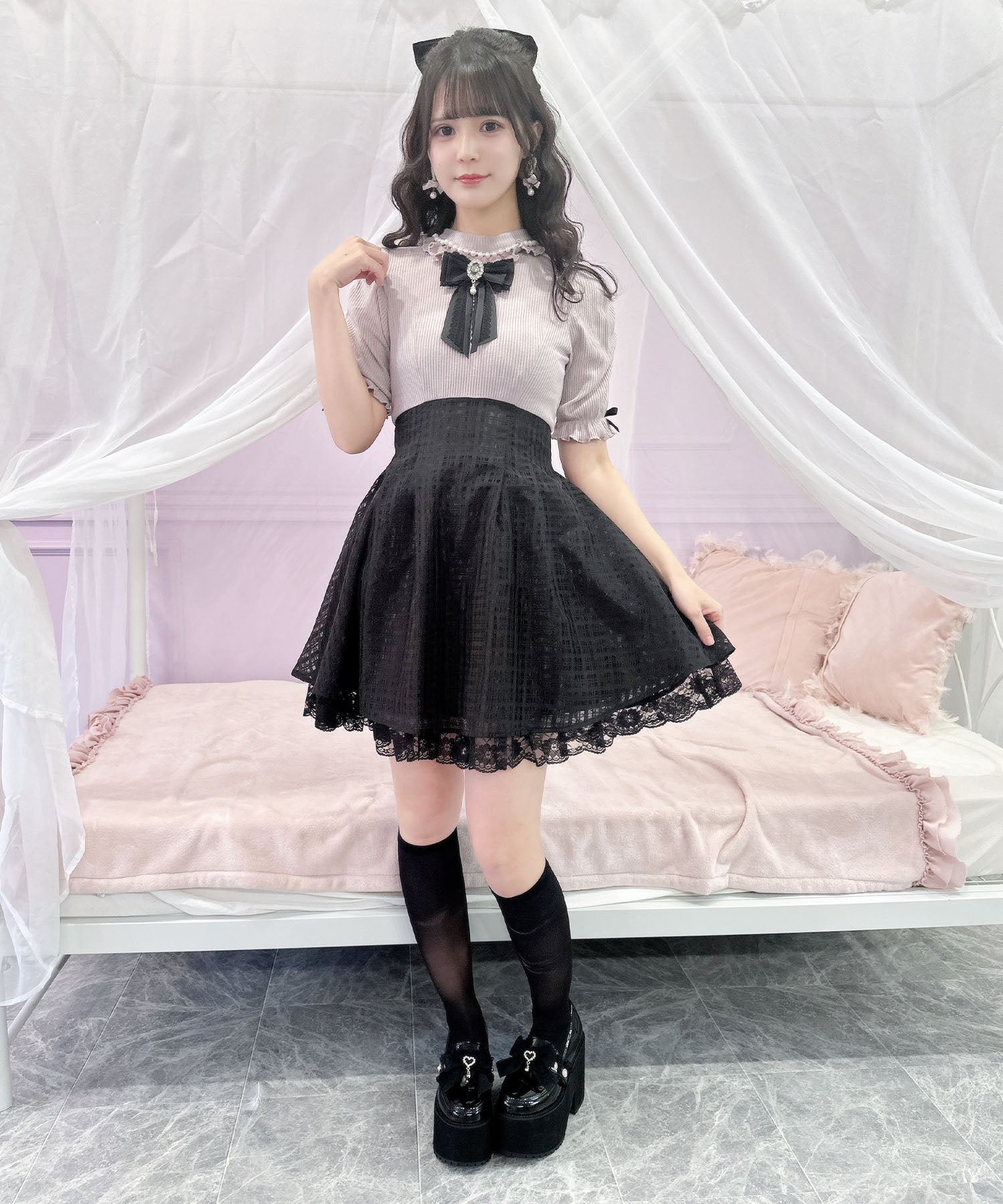 ロジータ ROJITA 異素材ドッキングデコルテ開きワンピース （ピンク） ピンク