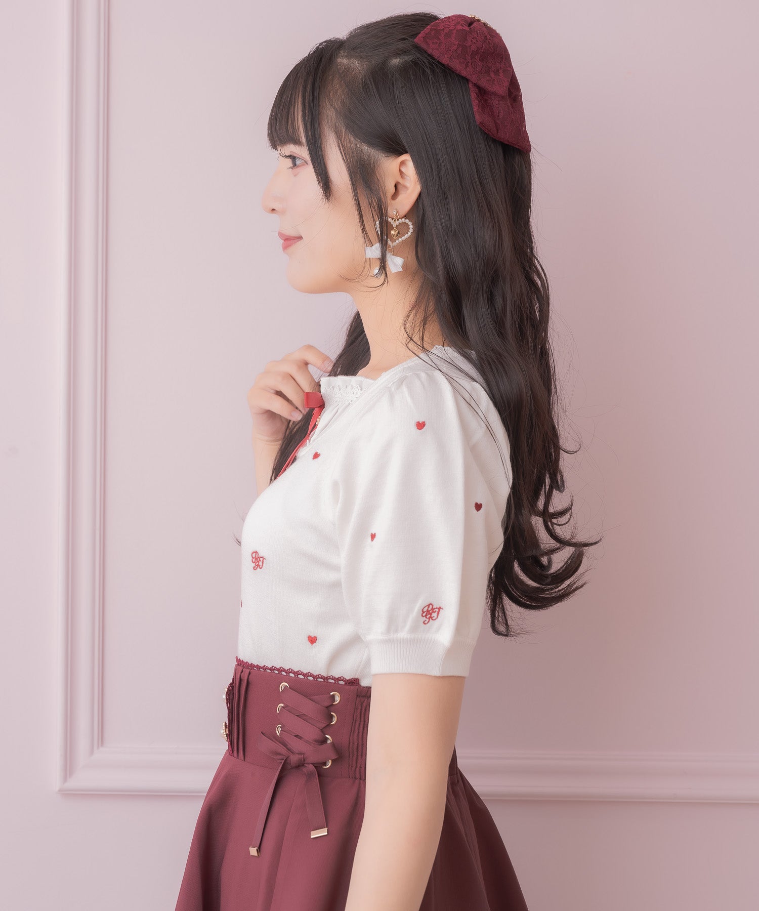 ロジータ ROJITA ハート刺繍レイヤード風ニットトップス （ホワイト） ホワイト