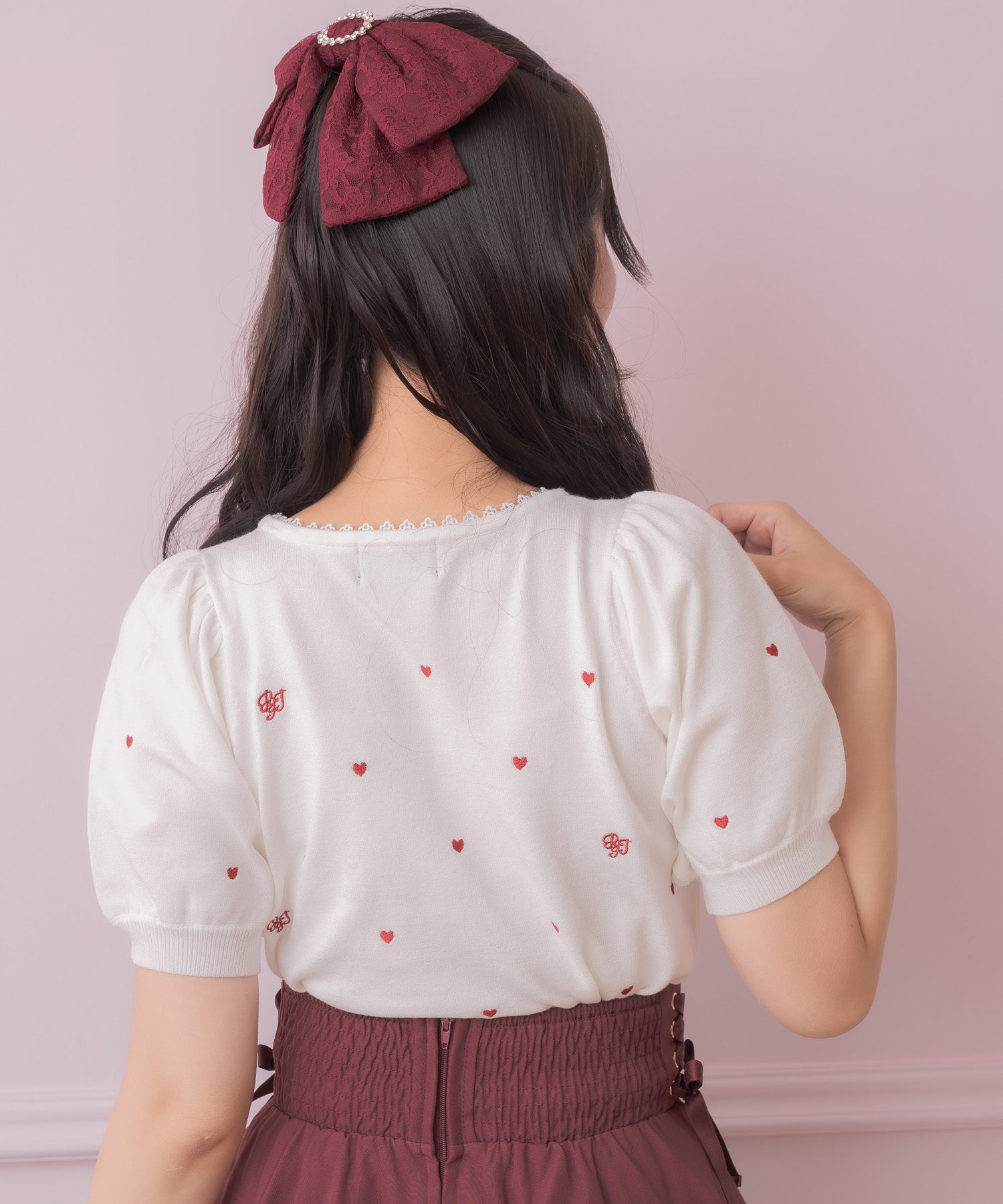 ロジータ ROJITA ハート刺繍レイヤード風ニットトップス （ホワイト） ホワイト