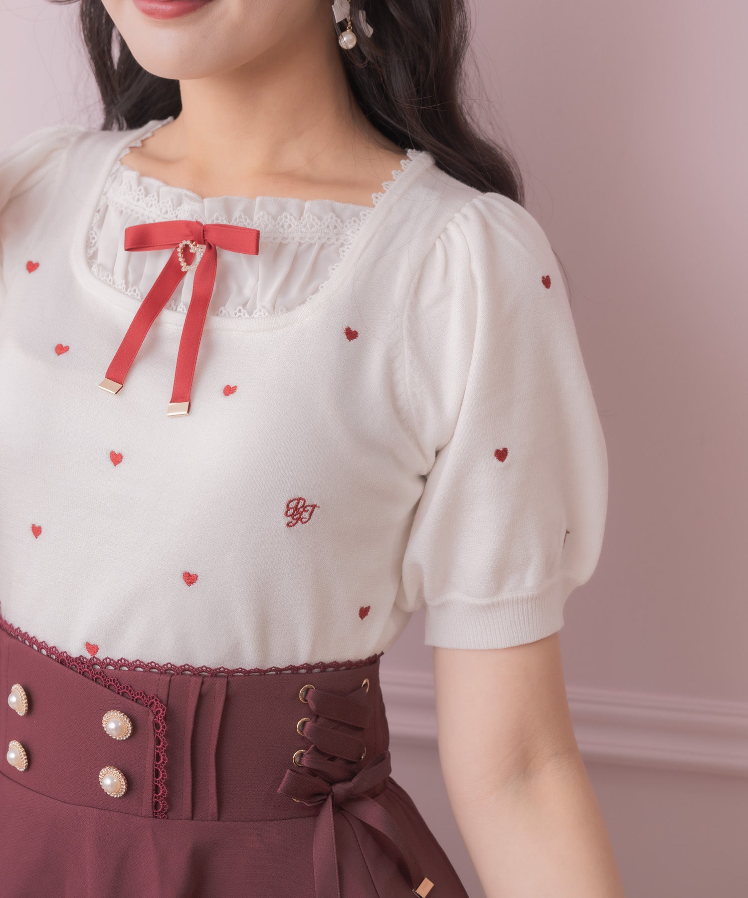 ロジータ ROJITA ハート刺繍レイヤード風ニットトップス （ホワイト） ホワイト