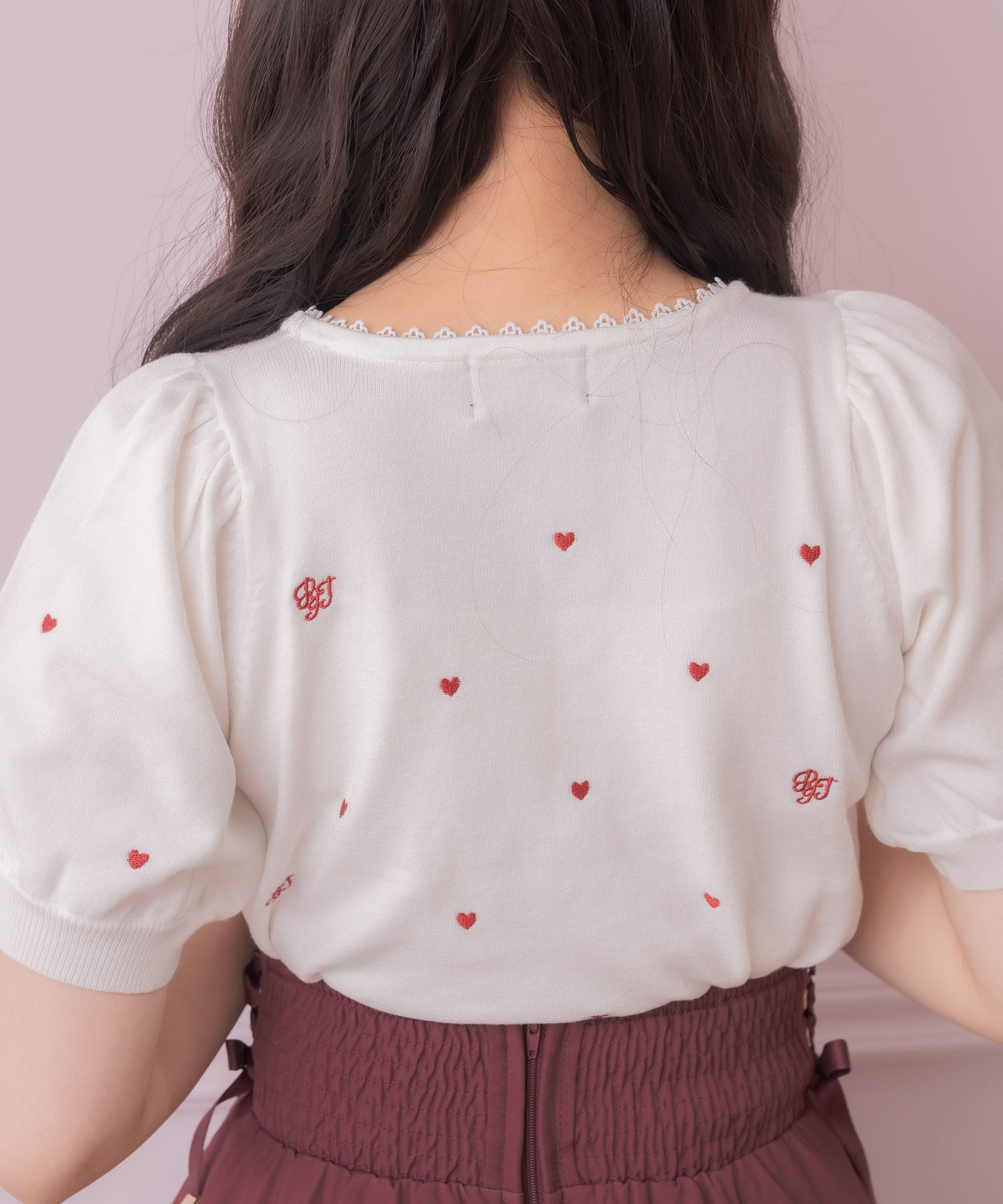 ロジータ ROJITA ハート刺繍レイヤード風ニットトップス （ホワイト） ホワイト