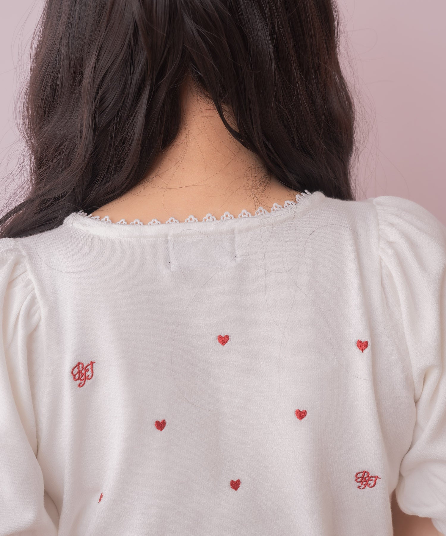 ロジータ ROJITA ハート刺繍レイヤード風ニットトップス （ホワイト） ホワイト
