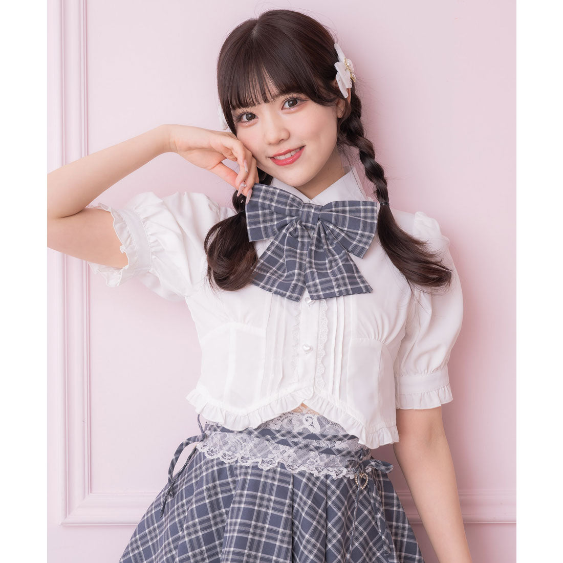ロジータ ROJITA シャーリングショルダーフリルヘムブラウス （ブルー） ブルー