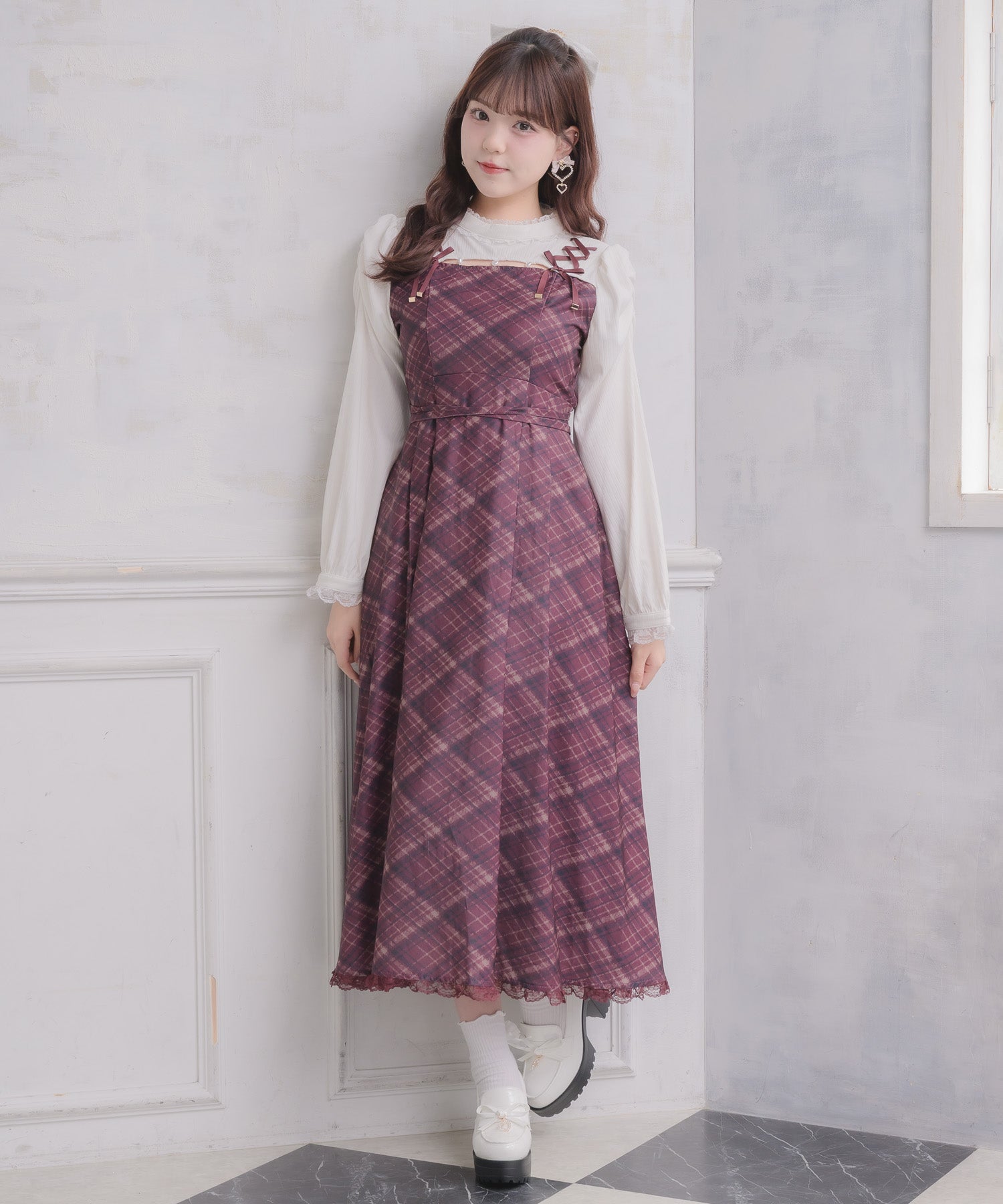 ロジータ ROJITA デコルテ開きロングワンピース （ボルドー） ボルドー