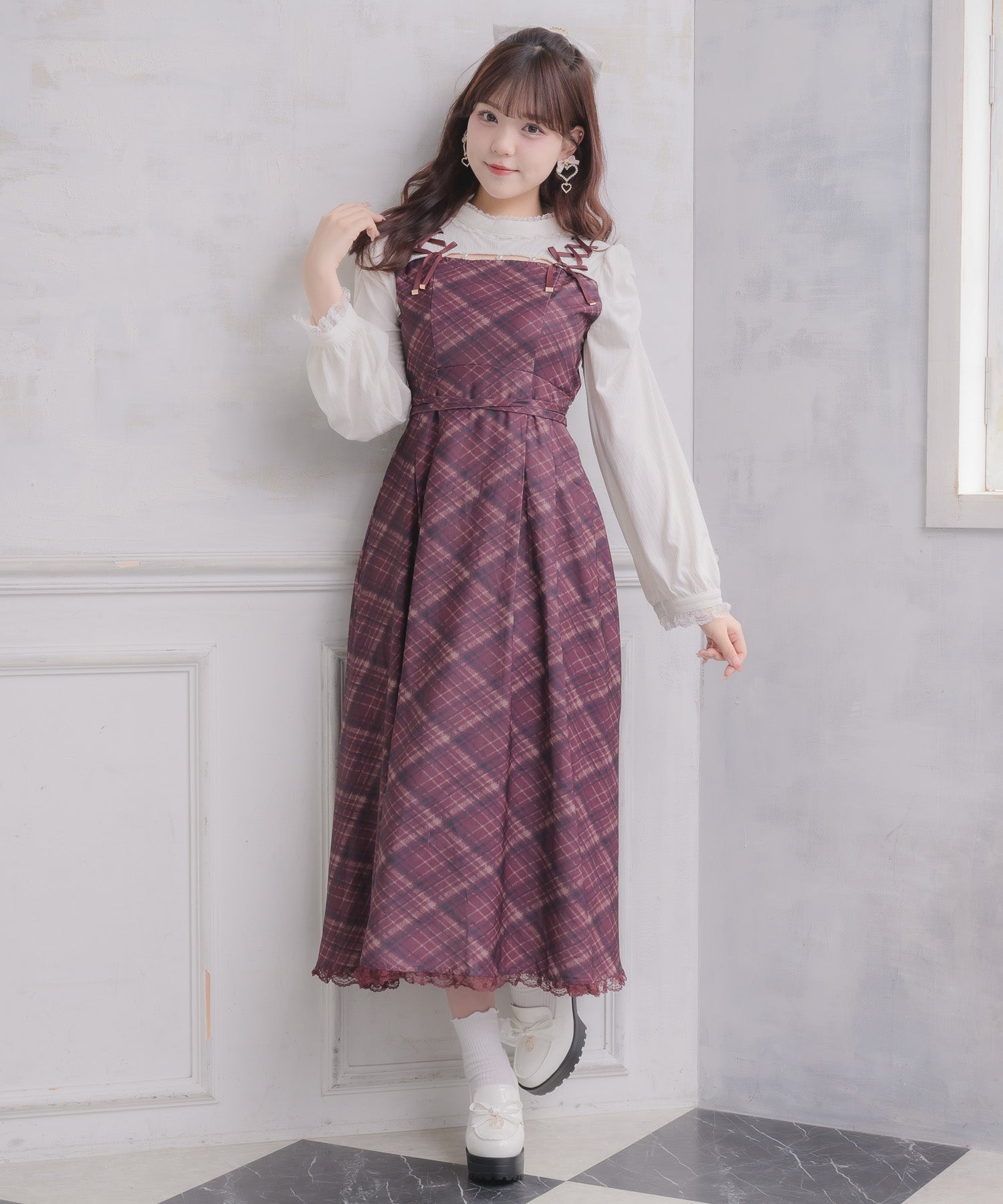 ロジータ ROJITA デコルテ開きロングワンピース （ボルドー） ボルドー