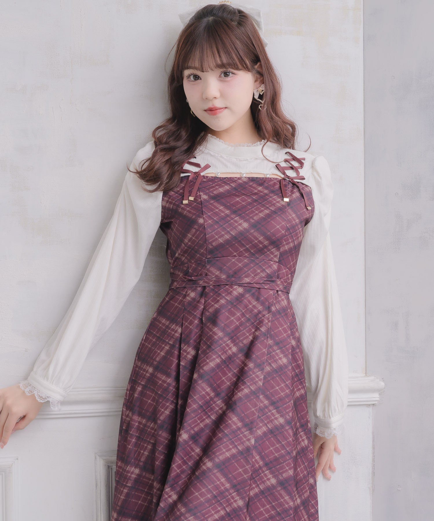 ロジータ ROJITA デコルテ開きロングワンピース （ボルドー） ボルドー