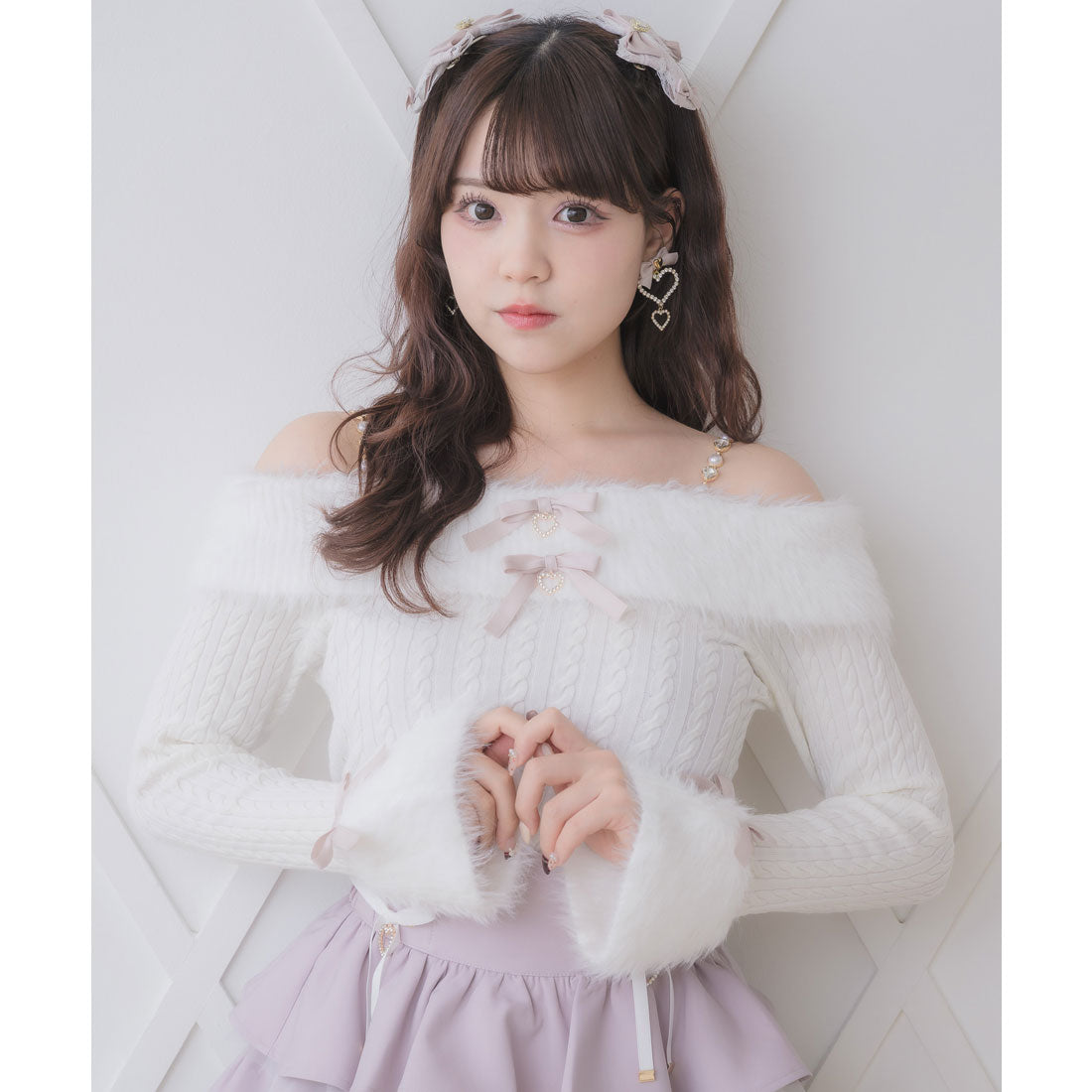 ロジータ ROJITA シャギーオフショルニットトップス （ホワイト） ホワイト