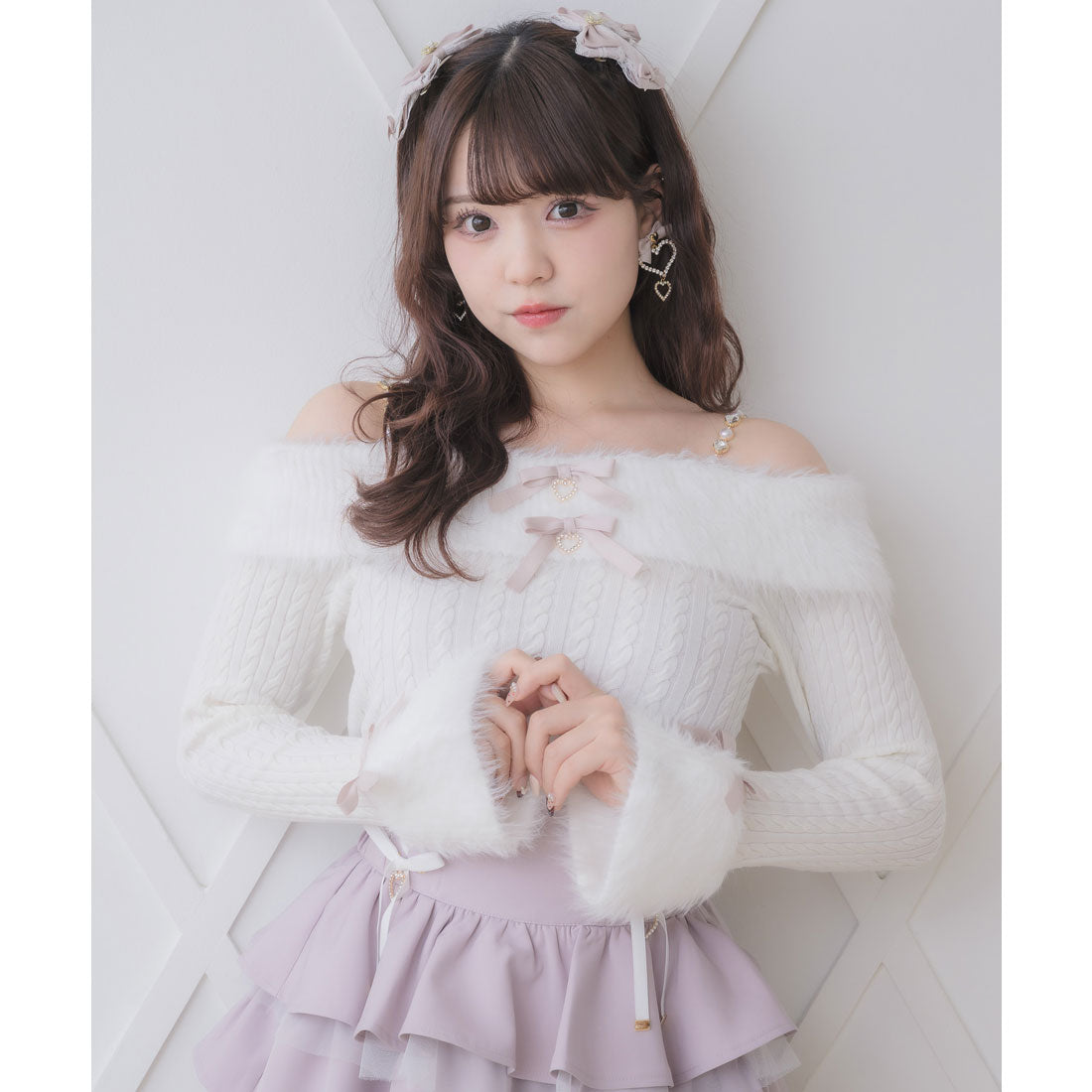 ロジータ ROJITA シャギーオフショルニットトップス （ホワイト） ホワイト