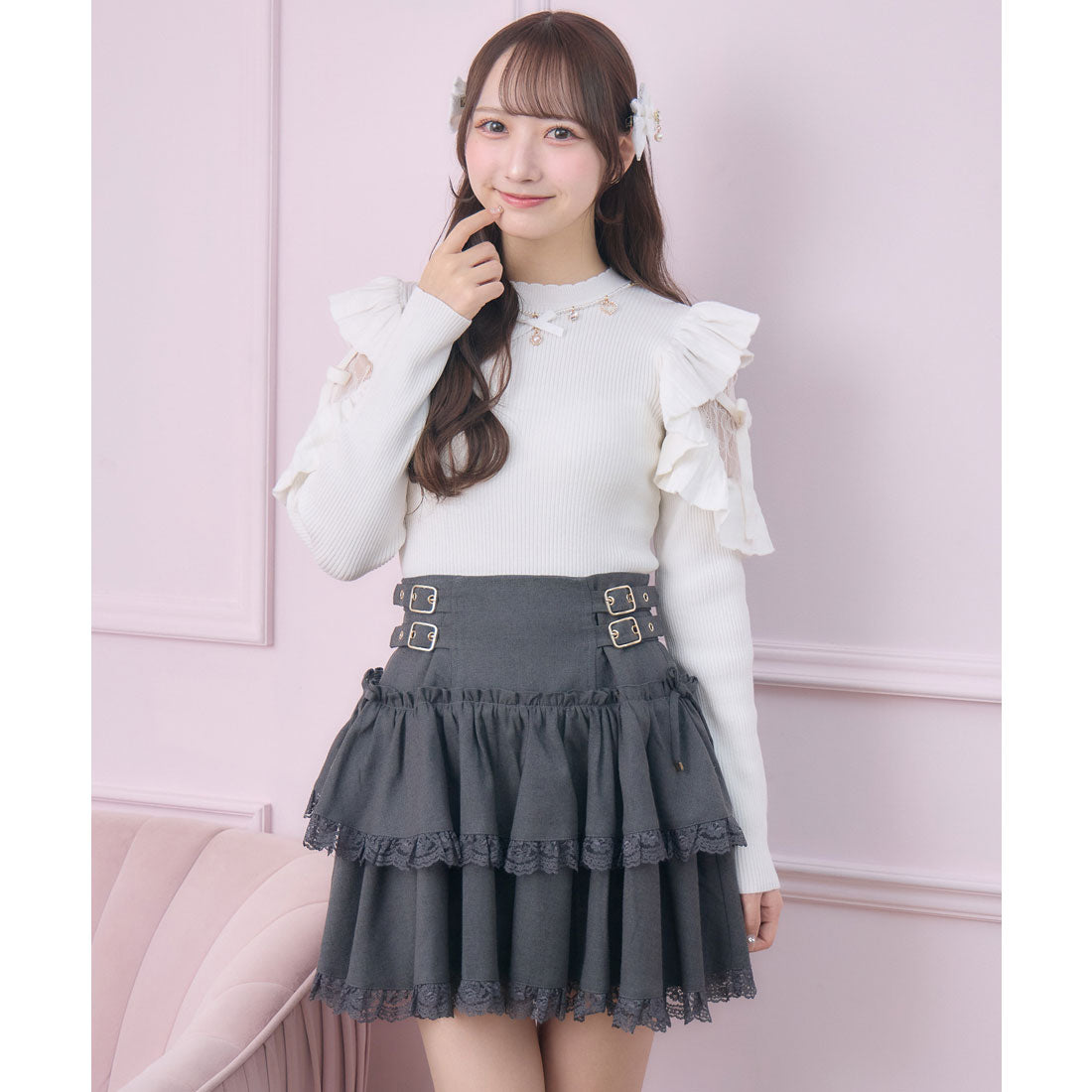 ロジータ ROJITA ネックレス付肩フリルニット （ホワイト） ホワイト