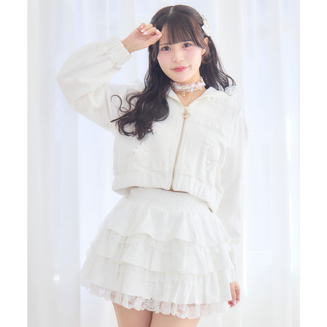 ロジータ ROJITA フリルショートパーカー （ホワイト） ホワイト