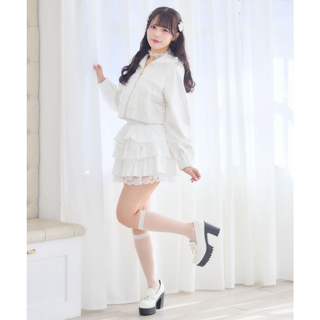 ロジータ ROJITA フリルショートパーカー （ホワイト） ホワイト