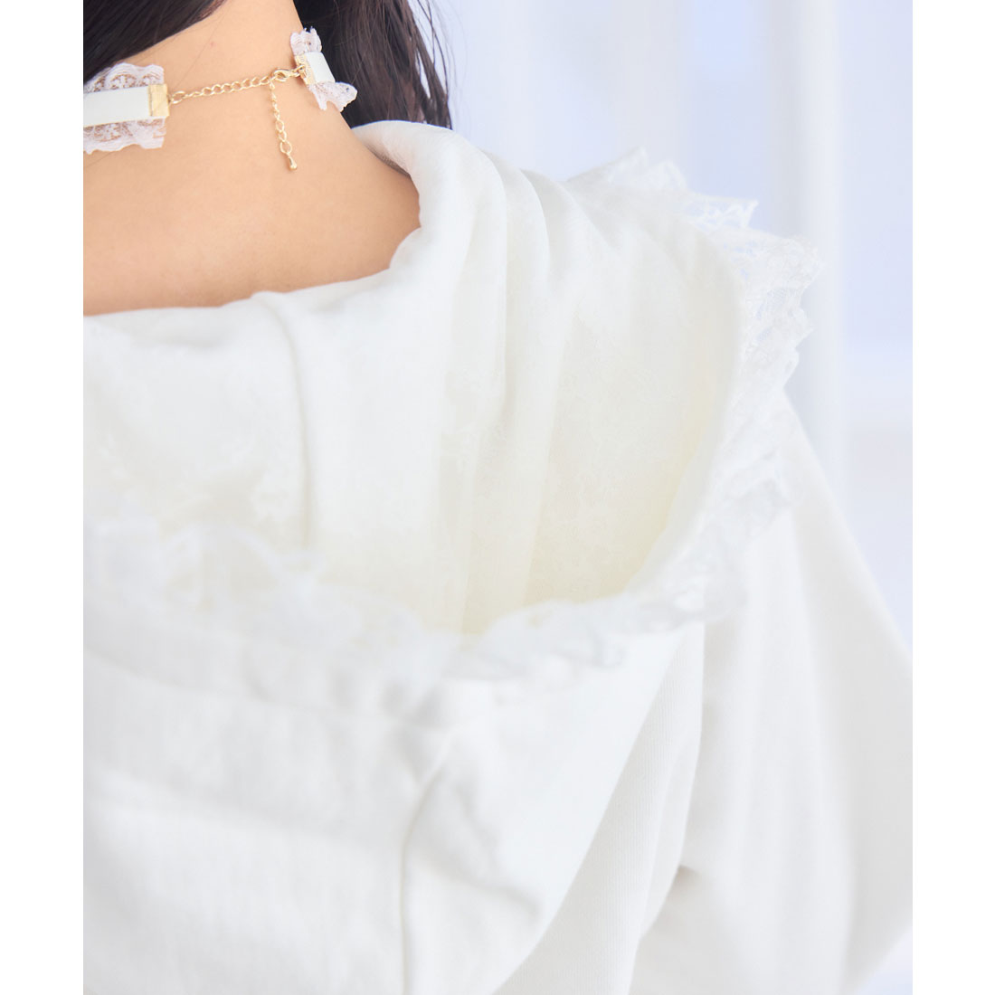 ロジータ ROJITA フリルショートパーカー （ホワイト） ホワイト