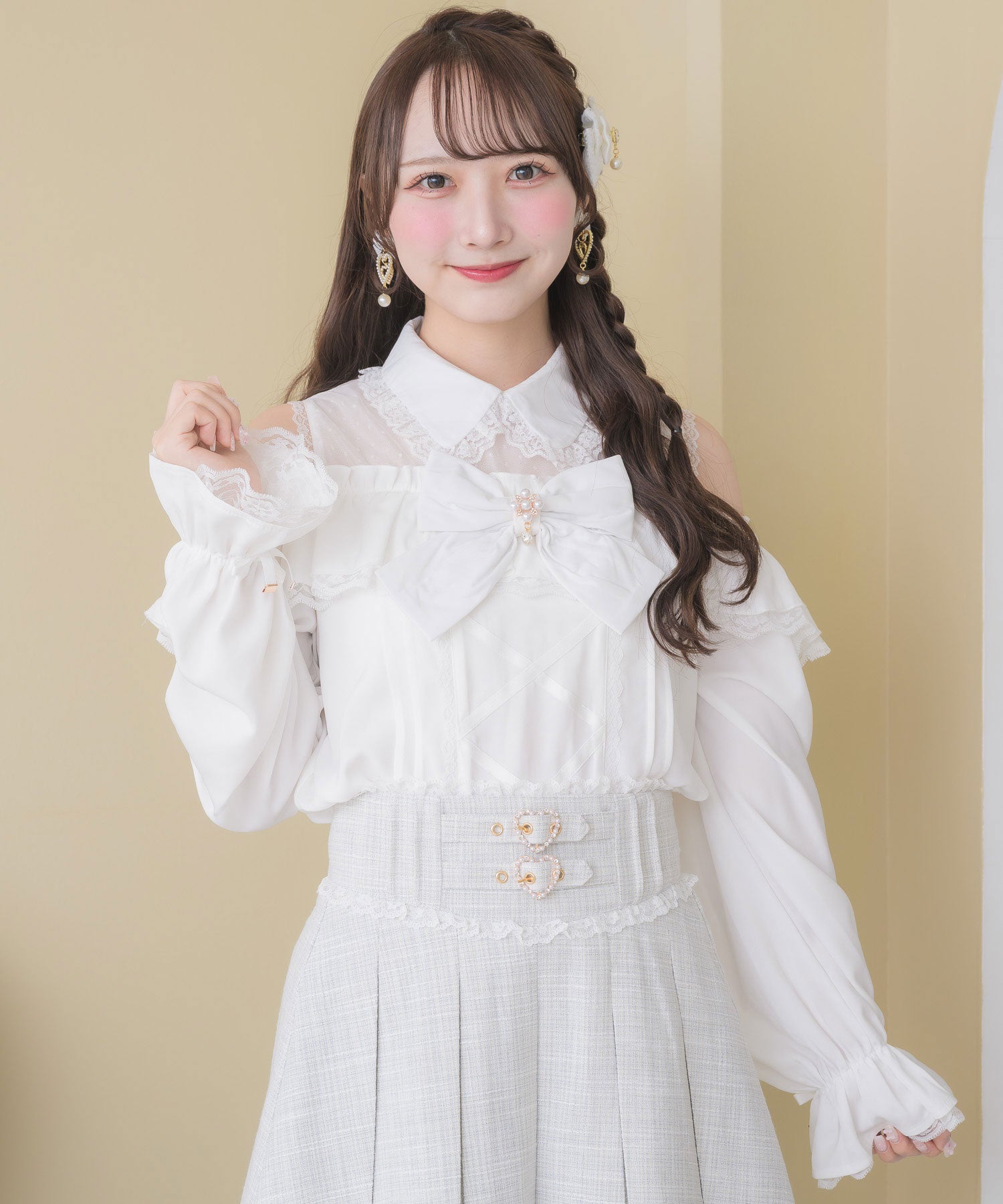 ロジータ ROJITA フロントレースアップ肩開きブラウス （ホワイト） ホワイト