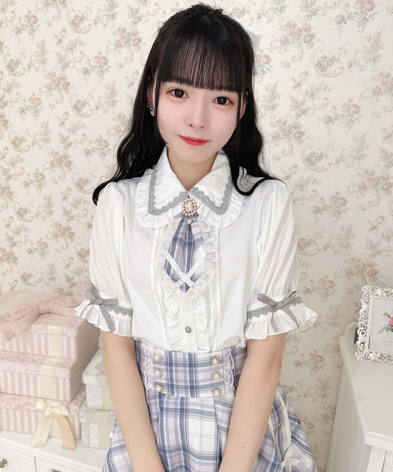 ROJITA Blouse with Tie