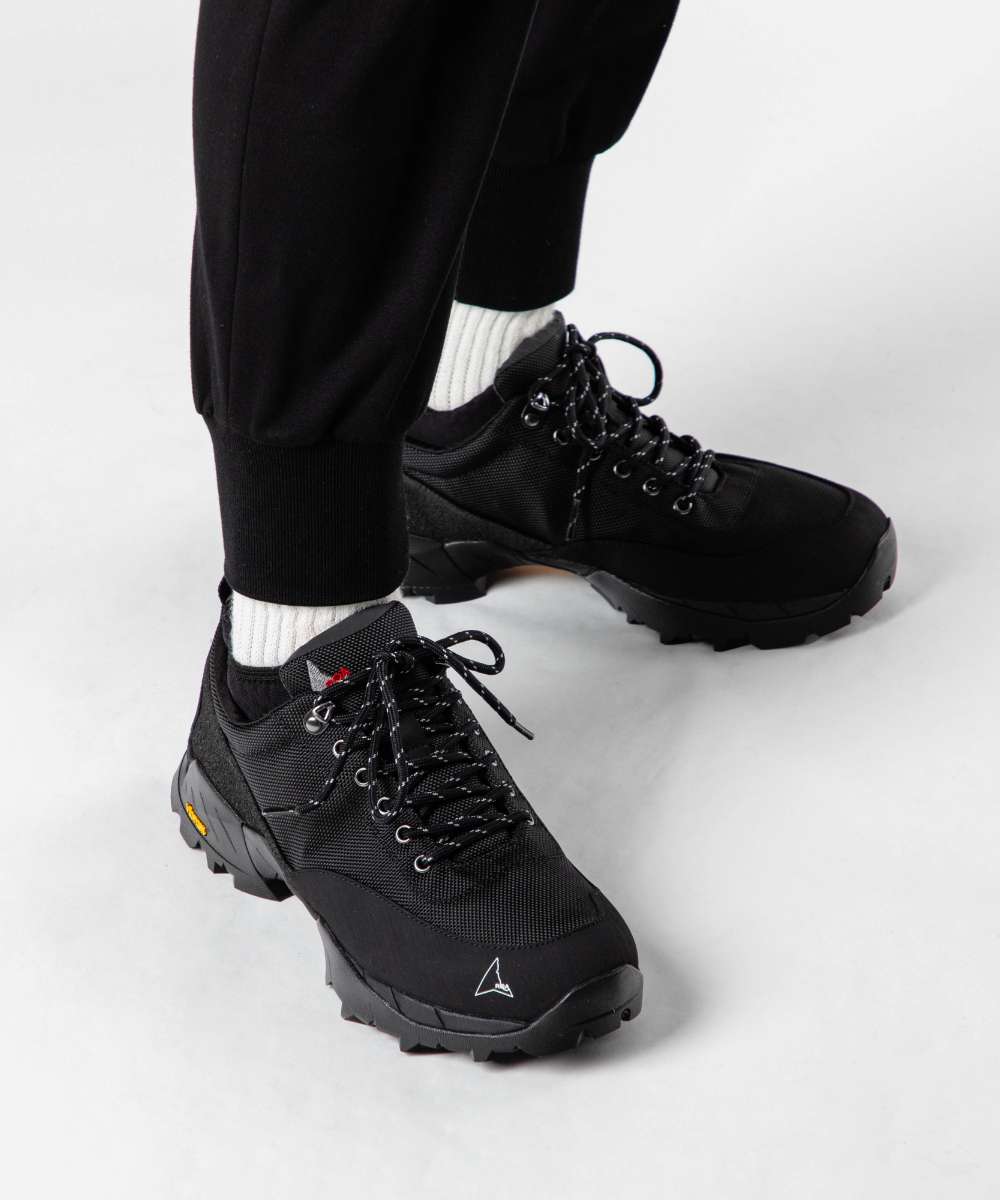 ロア ROA ロア ROA NFA10-001 スニーカー Neal メンズ シューズ ニール テクニカルシューズ カジュアル 靴 ロゴ ローカット Vibram ビブラムソール アウトドア （ブラック） ブラック