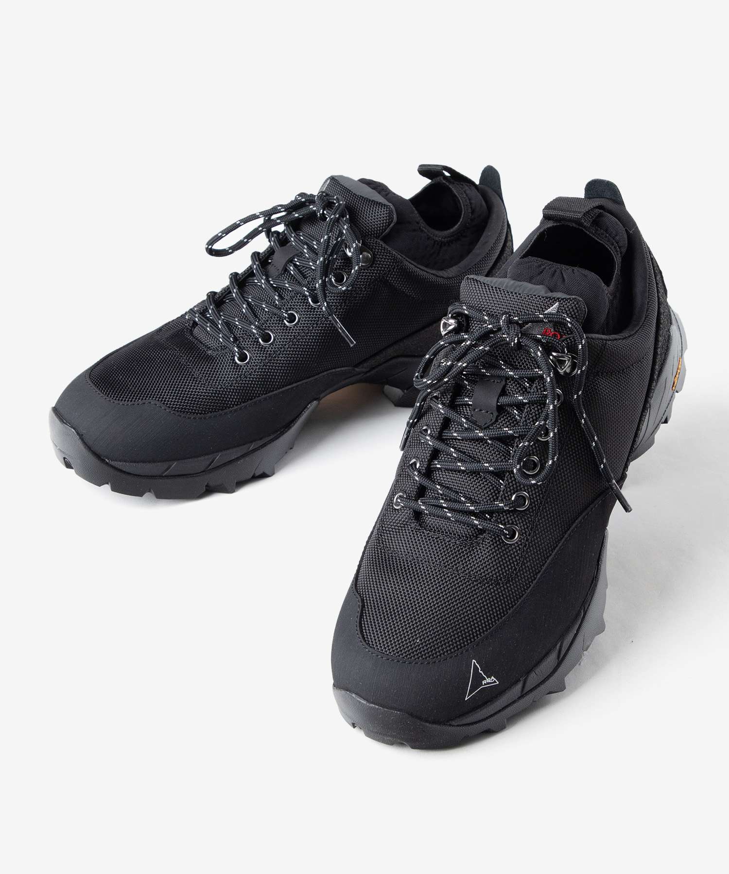 ロア ROA ロア ROA NFA10-001 スニーカー Neal メンズ シューズ ニール テクニカルシューズ カジュアル 靴 ロゴ ローカット Vibram ビブラムソール アウトドア （ブラック） ブラック