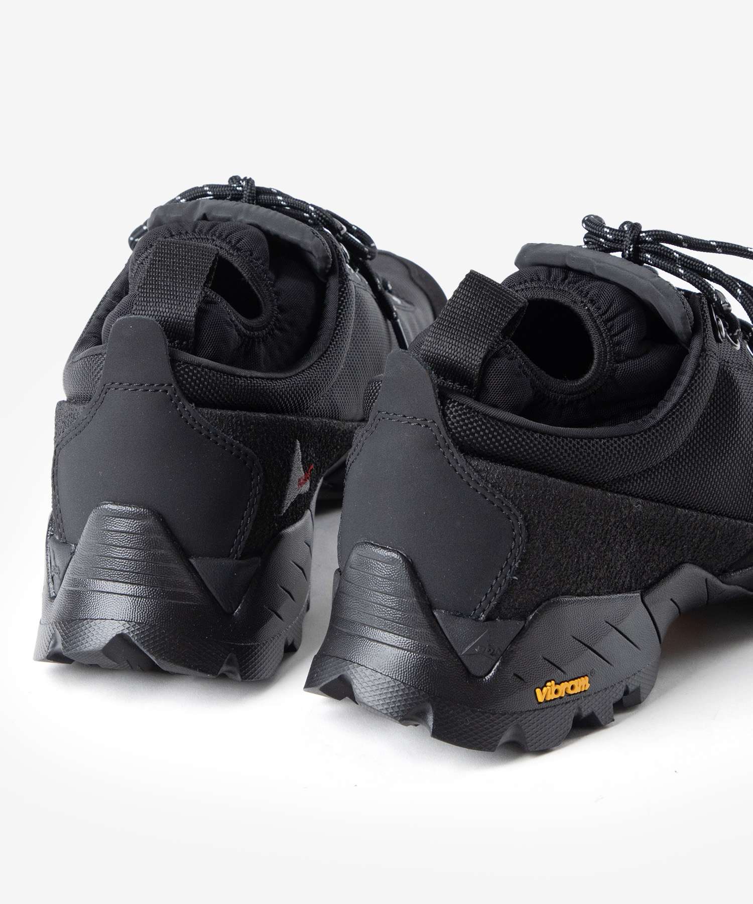 ロア ROA ロア ROA NFA10-001 スニーカー Neal メンズ シューズ ニール テクニカルシューズ カジュアル 靴 ロゴ ローカット Vibram ビブラムソール アウトドア （ブラック） ブラック