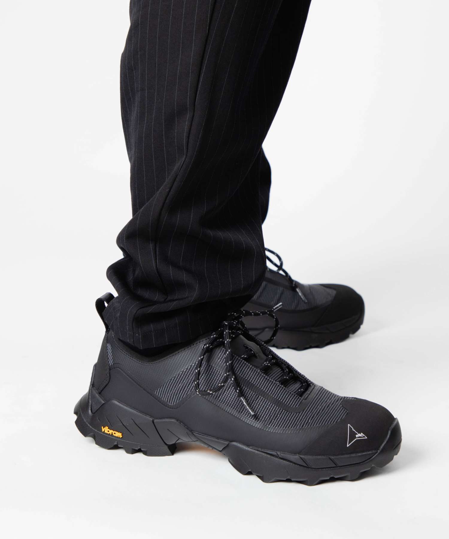 ロア ROA ロア ROA KATHARINA LIGHT カタリーナ ライト NBUW1389FA225 Vibram ビブラムソール トレッキング ハイキング スニーカー メンズ シューズ （ASP BLACK/アスファルト×ブラック） ASP BLACK/アスファルト×ブラック