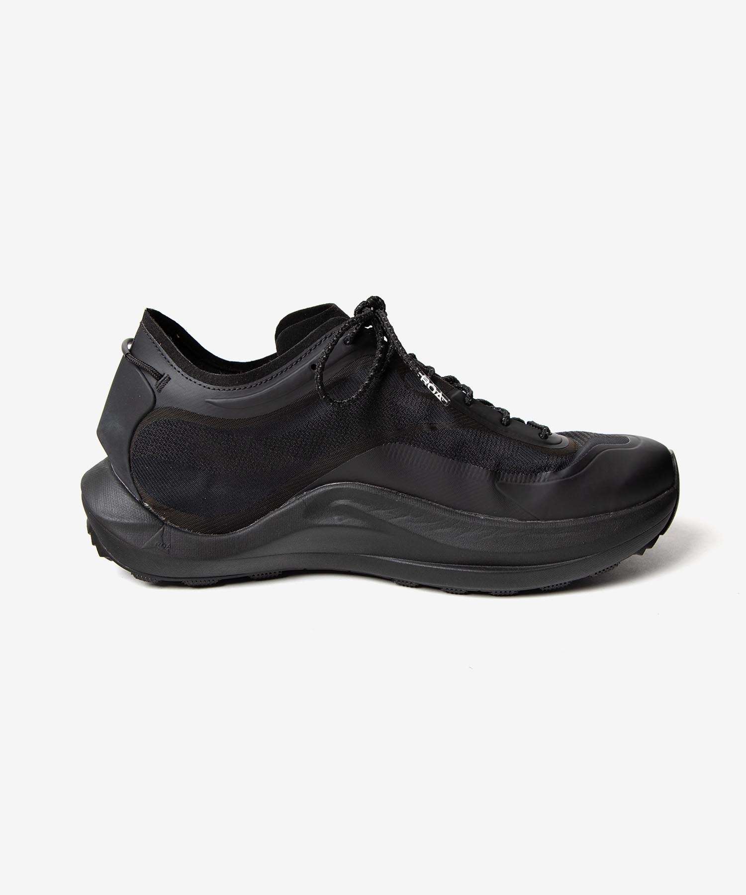ロア ROA ロア ROA SELLA セラ NBUW121FA19 Vibram ビブラムソール トレッキング ハイキング スニーカー メンズ シューズ （BLACK/ブラック） BLACK/ブラック