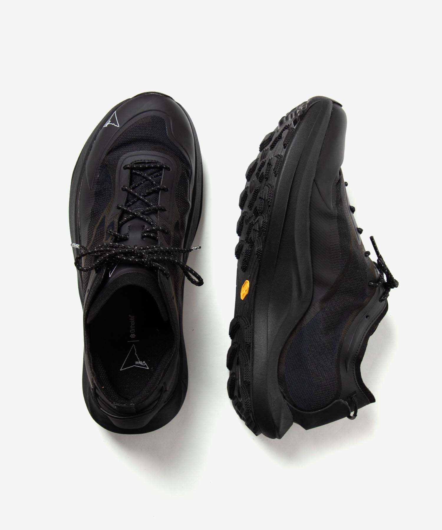 ロア ROA ロア ROA SELLA セラ NBUW121FA19 Vibram ビブラムソール トレッキング ハイキング スニーカー メンズ シューズ （BLACK/ブラック） BLACK/ブラック