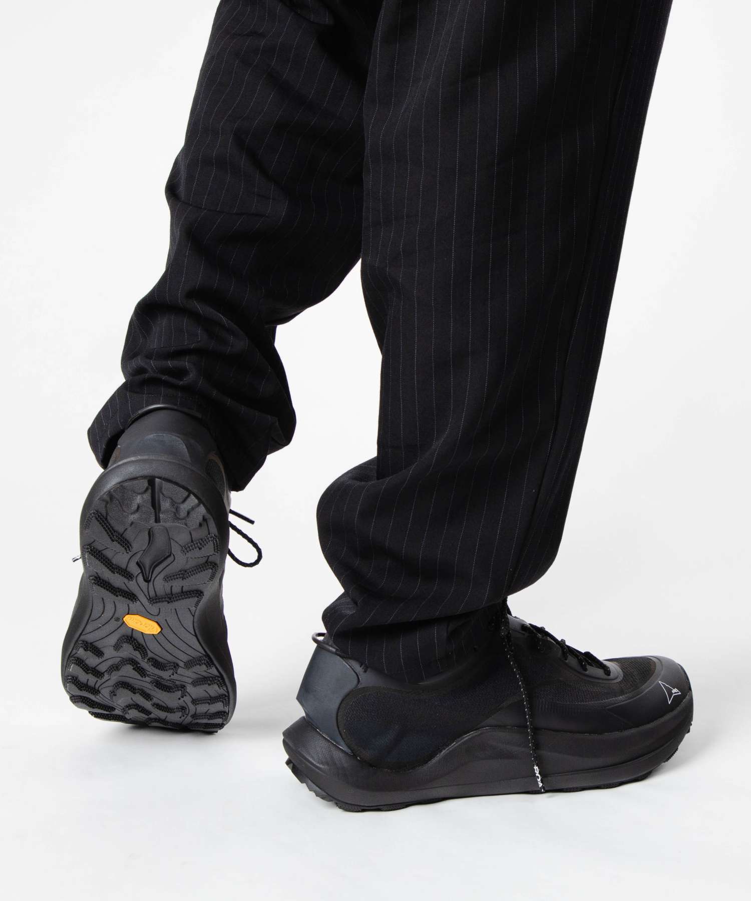 ロア ROA ロア ROA SELLA セラ NBUW121FA19 Vibram ビブラムソール トレッキング ハイキング スニーカー メンズ シューズ （BLACK/ブラック） BLACK/ブラック
