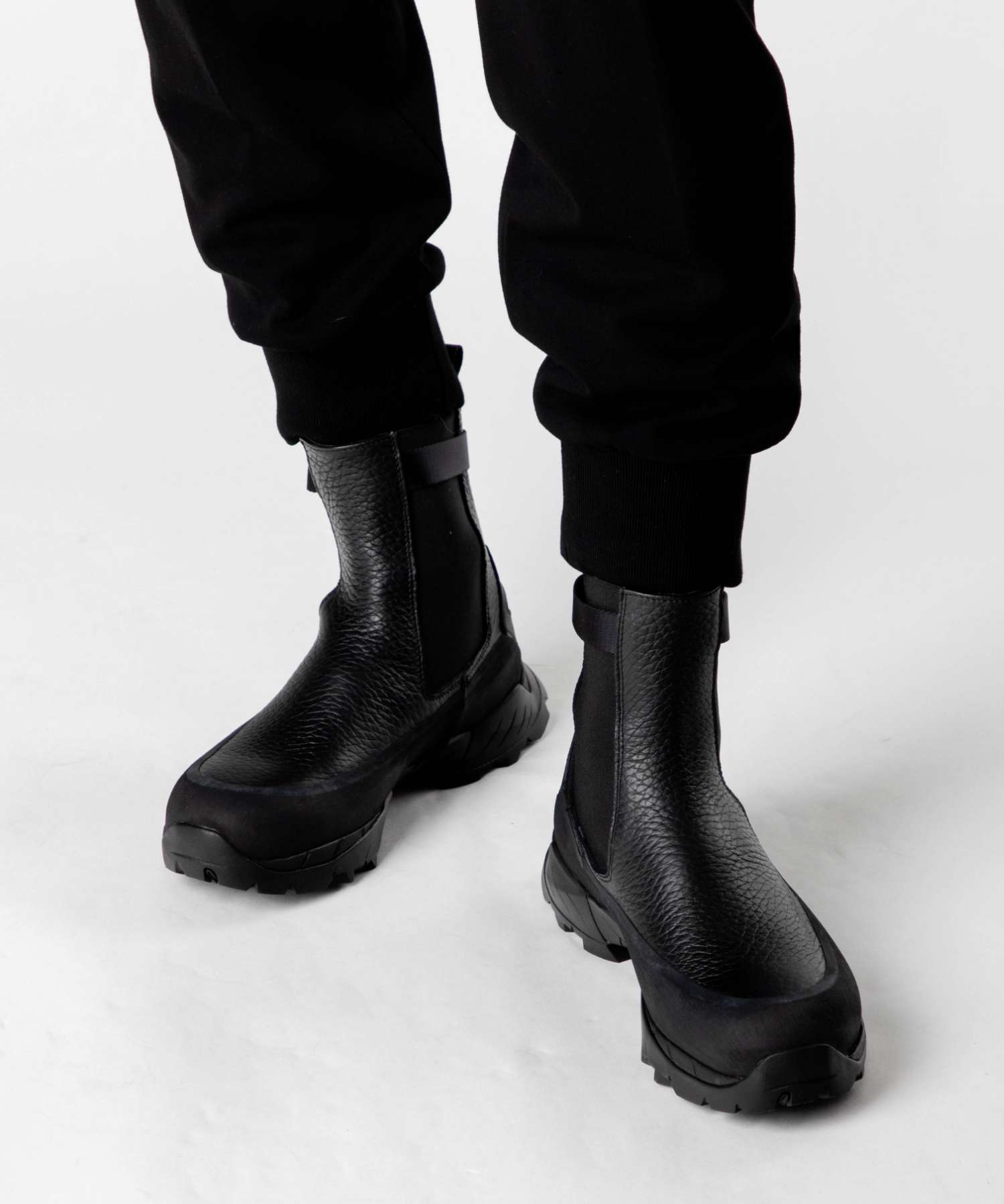 ロア ROA ロア ROA NBUW170LE31 ブーツ Chelsea Boot レディース シューズ チェルシーブーツ レザー カジュアル アウトドア ビジネス 通勤 通学 黒 （ブラック） ブラック