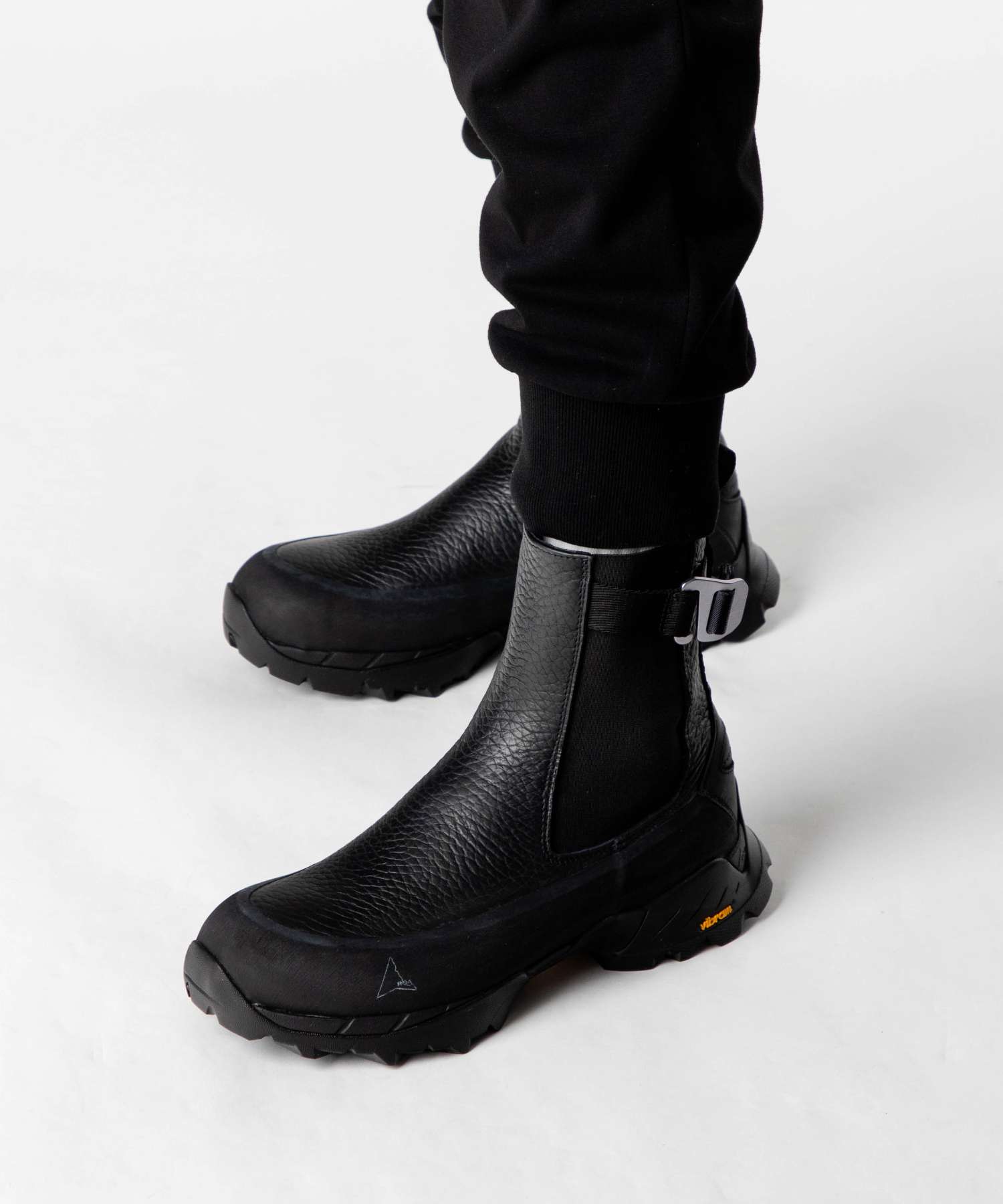 ロア ROA ロア ROA NBUW170LE31 ブーツ Chelsea Boot レディース シューズ チェルシーブーツ レザー カジュアル アウトドア ビジネス 通勤 通学 黒 （ブラック） ブラック
