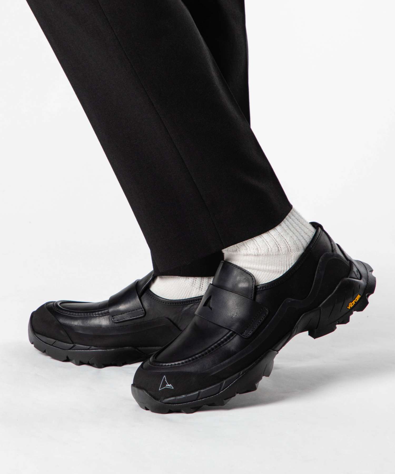 ロア ROA ロア ROA LOLE10-001 ローファー Loafer メンズ レディース シューズ レザー 紳士靴 スリッポン 革靴 通勤 通学 カジュアル モダン ローカット （ブラック） ブラック