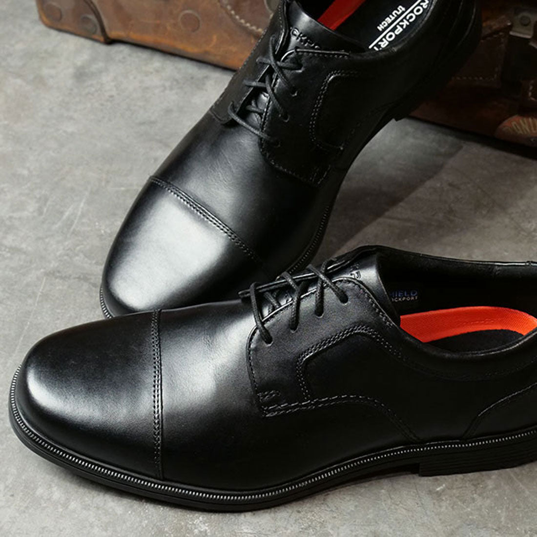 Rockport Taylor WP Cap Toe Black [CI0822W]