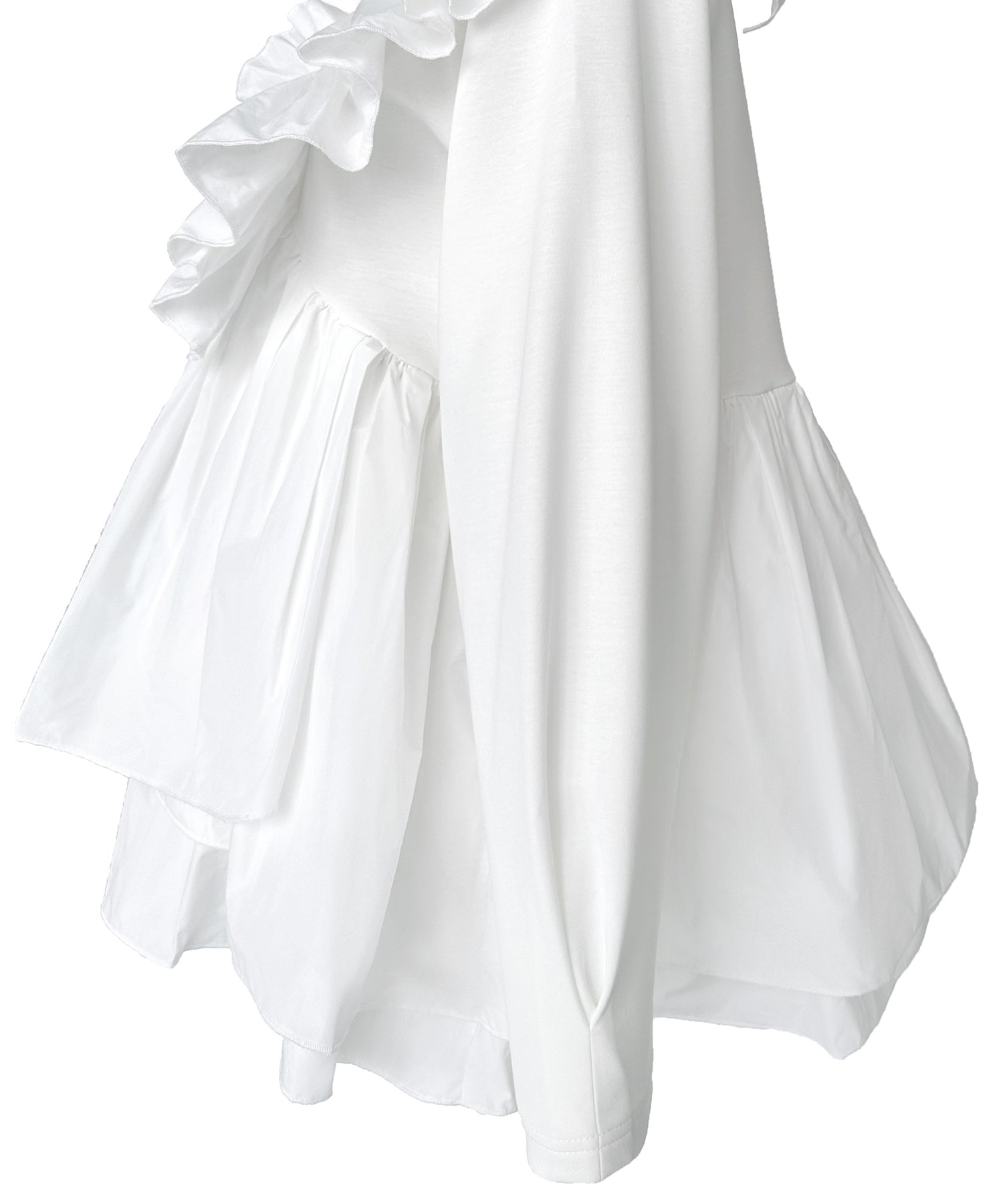 ルイルエブティック RUIRUE BOUTIQUE 洗える ｜ ショルダー フリル ペプラム TOPS ｜ 長袖 トップス 二の腕カバー 体型カバー 袖ボリューム オフィスカジュアル 通勤服 華やか カットソー ブラウス （ブラック） ブラック