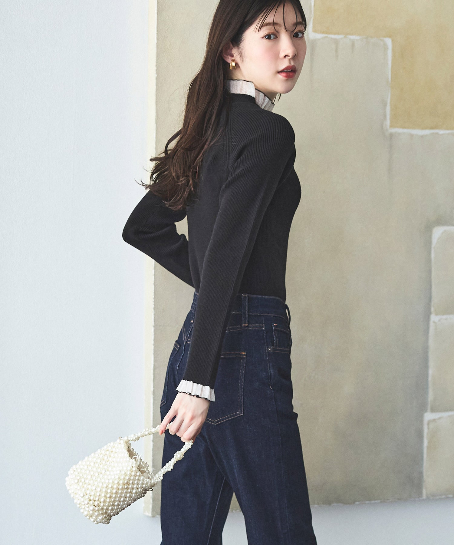 ルイルエブティック RUIRUE BOUTIQUE 洗える ｜ シアー フリル ラグラン ニット ｜ 長袖 リブニット トップス 体型カバー 袖フリル オフィスカジュアル 通勤服 ニットトップス プルオーバー セーター （ブラック×ホワイト） ブラック×ホワイト