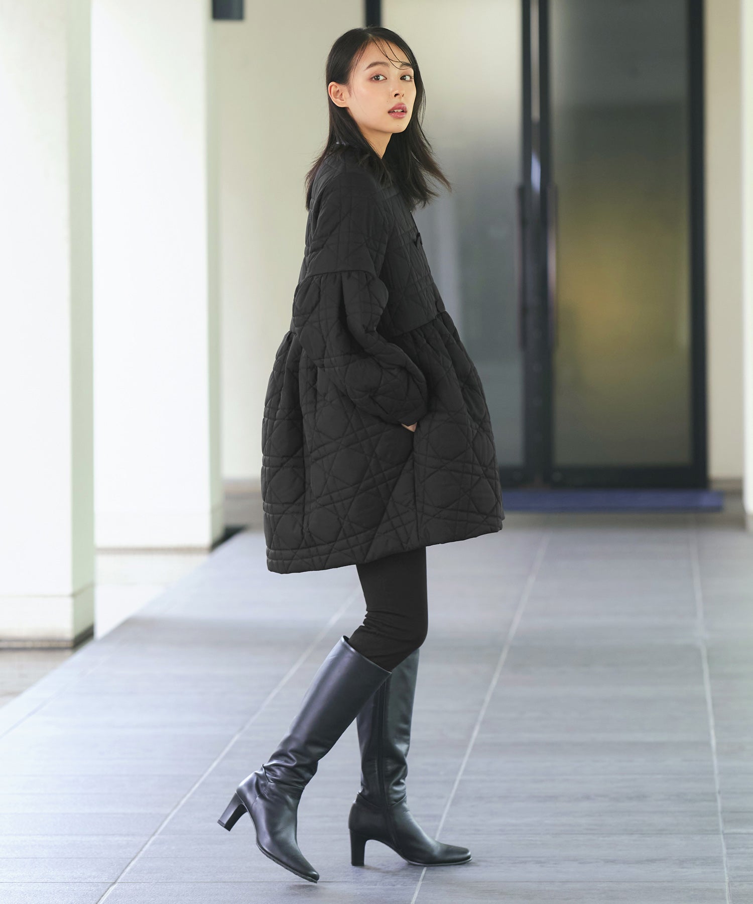 ルイルエブティック RUIRUE BOUTIQUE ミックスステッチ・ボリュームペプラム中綿コート （ブラック） ブラック