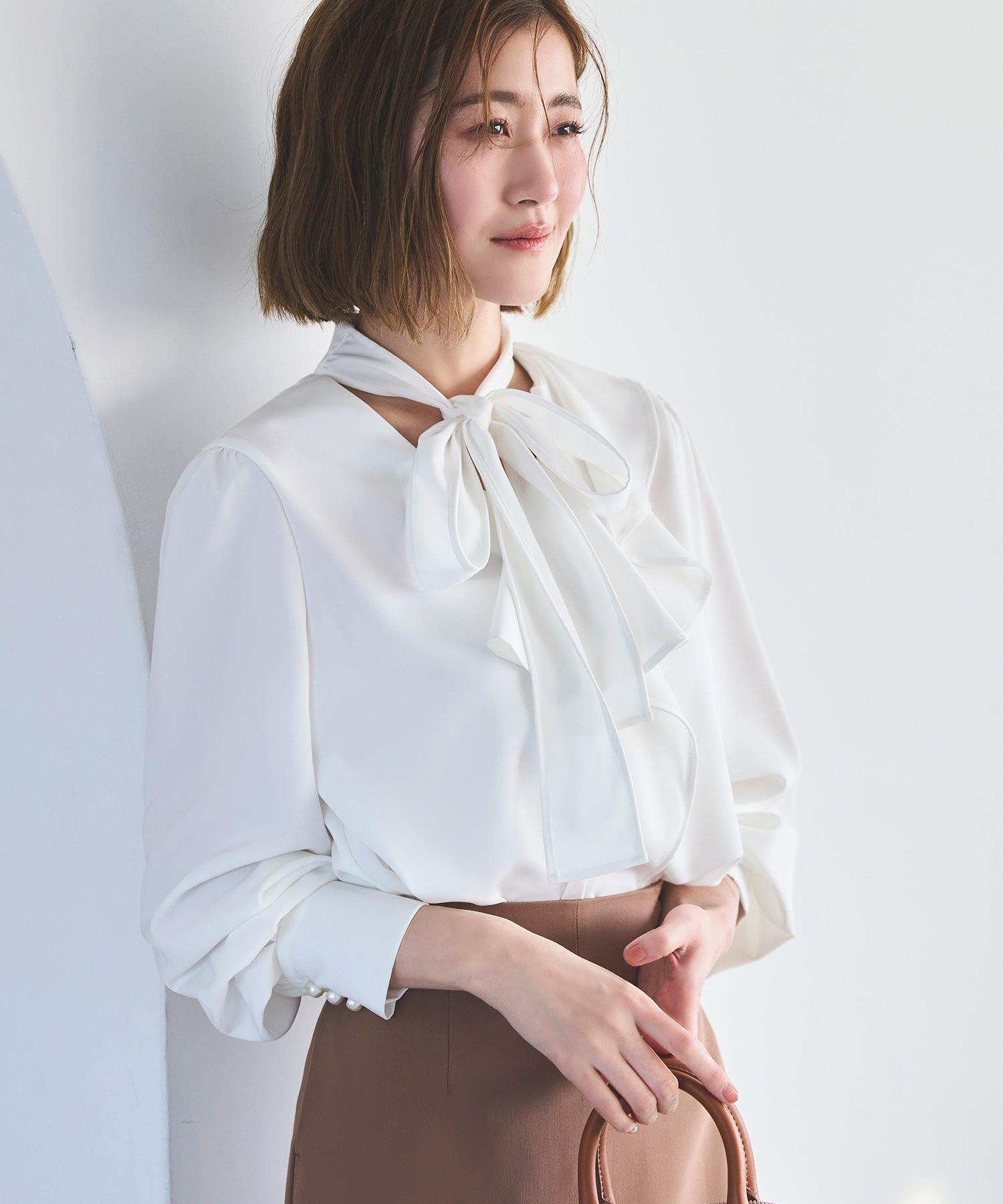 ルイルエブティック RUIRUE BOUTIQUE 【洗える】アシンメトリーフリルボウタイブラウス （ブラック） 洗える ｜ アシンメトリー フリル ボウタイブラウス