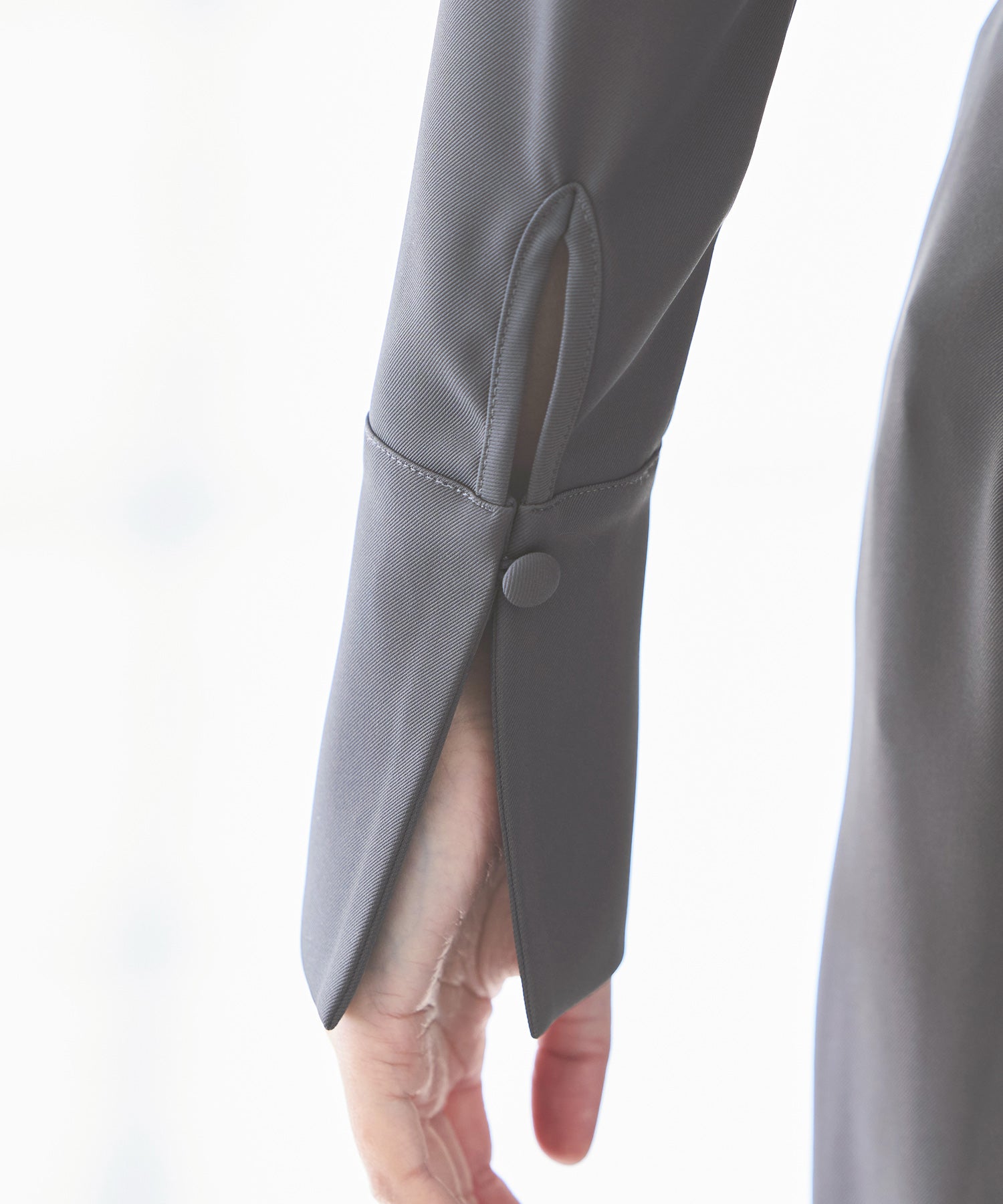 ルイルエブティック RUIRUE BOUTIQUE ダブルフリルカラートップス＆タックワイドパンツセットアップ （ネイビー） ネイビー