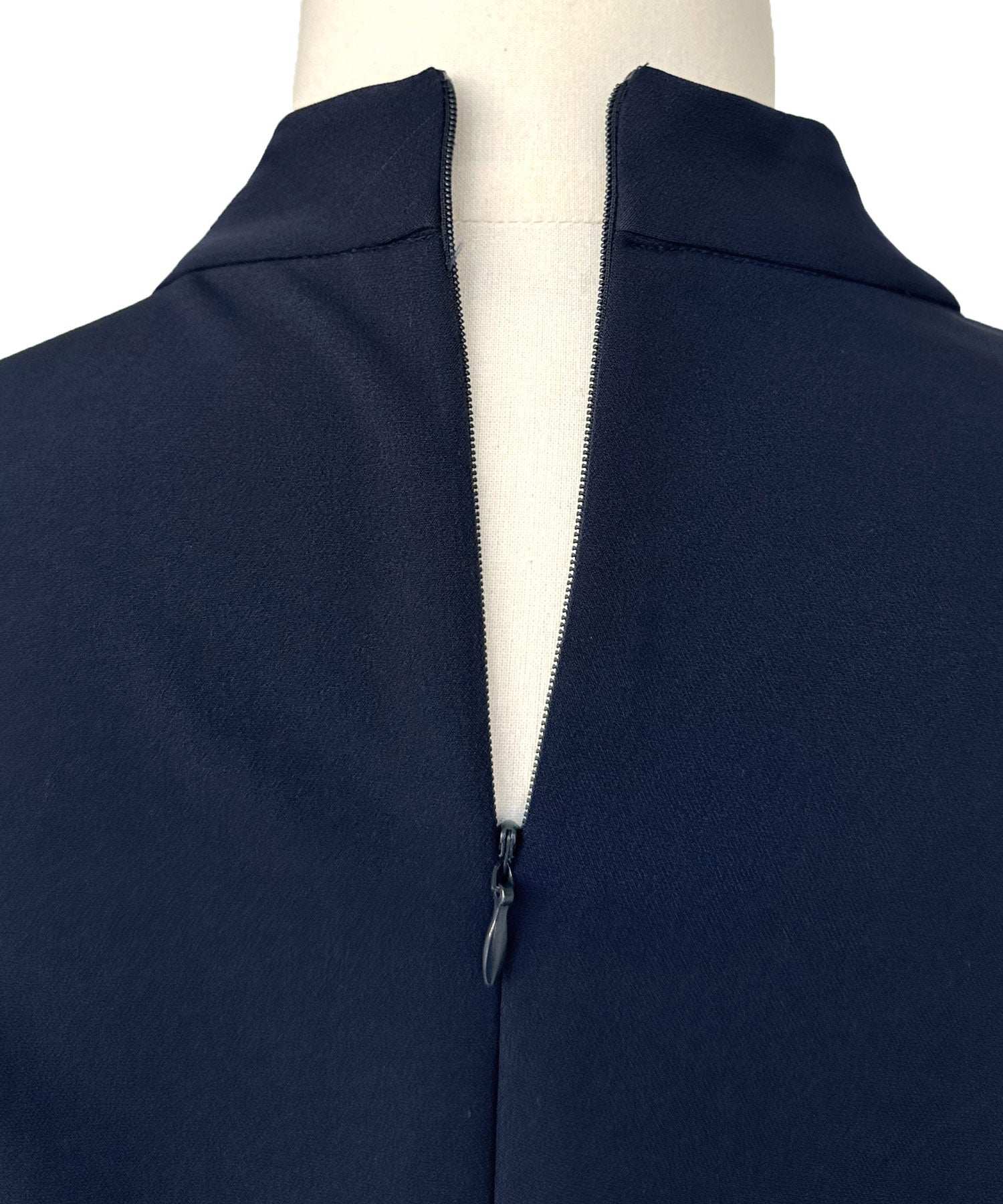 RUIRUE BOUTIQUE 婚禮禮服 結婚典禮 ｜ 彈性 ｜ 褶皺裙擺 薄紗袖 上衣 ＆ 褲子 套裝 ｜ 畢業典禮 儀式 办公休閒 美腿 媽媽套裝